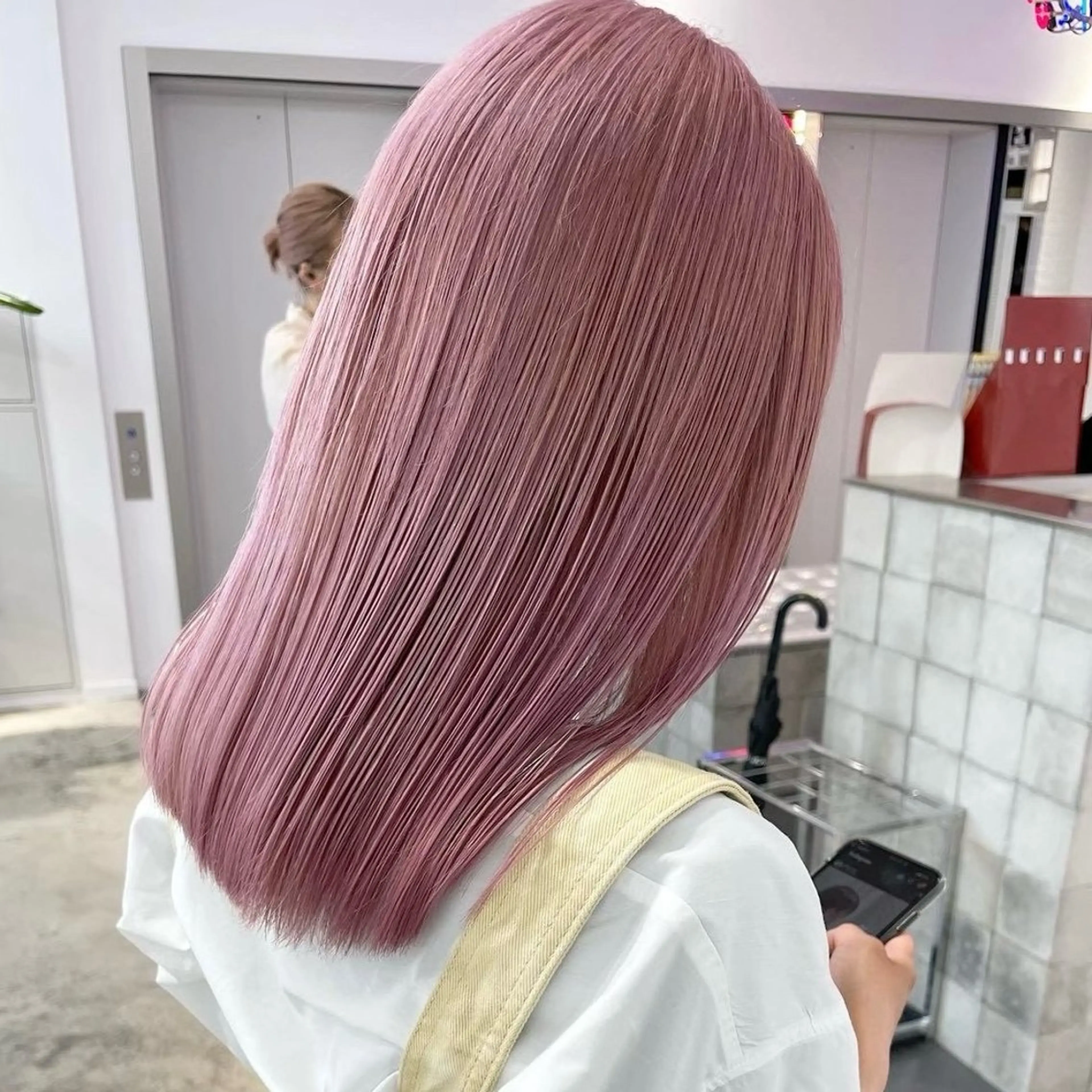 ミディアム カラー ヘアアレンジ ヘアカラー トリートメント 似合わせハイトーン 🩰/渡邉日向🕊のヘアスタイル