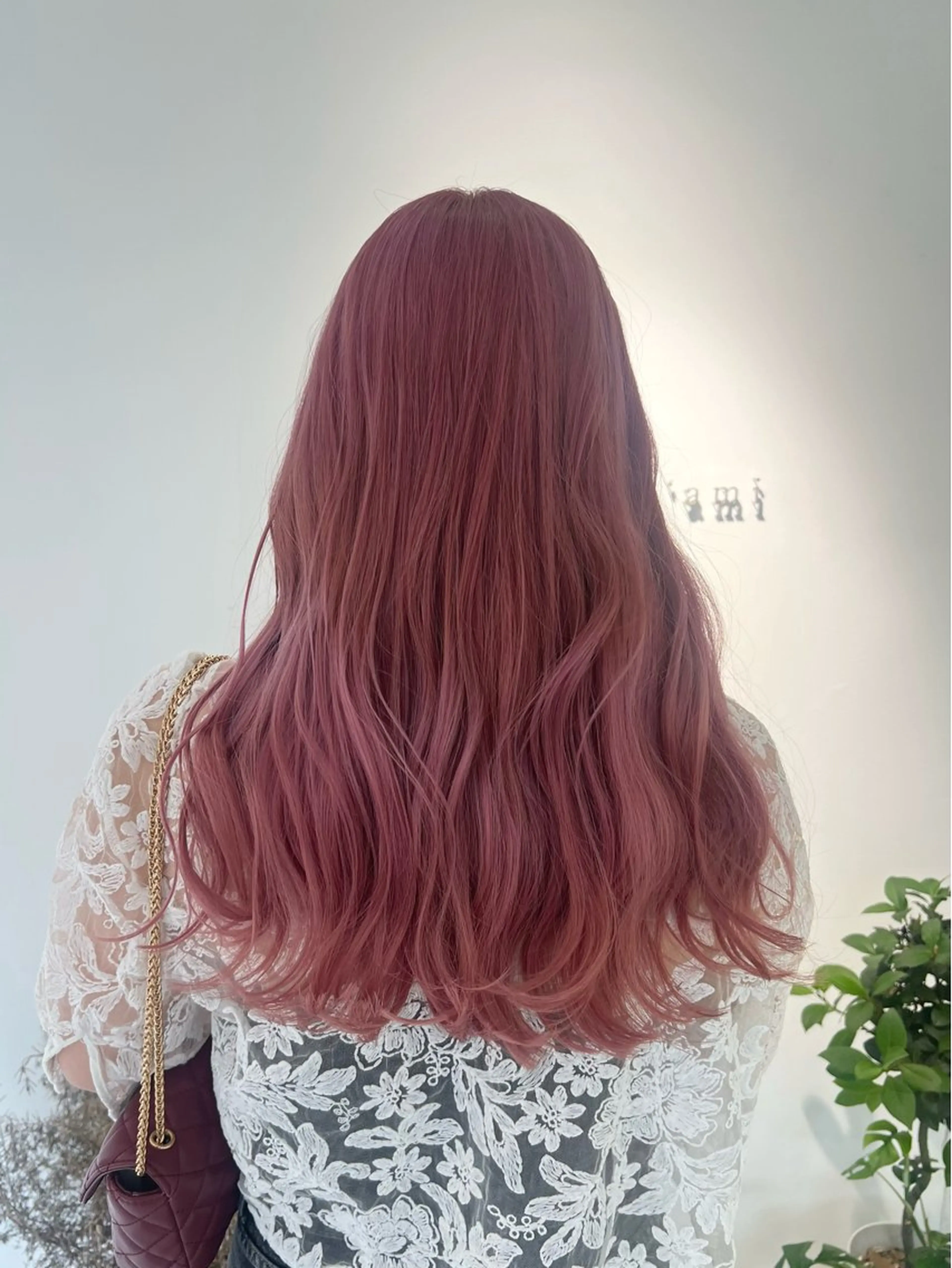 ロング カラー ピンクカラー ヘアカラー トリートメント ヘッドスパ ヘアセット 似合わせくすみカラー ‎/縮毛/川添桃花‎のヘアスタイル