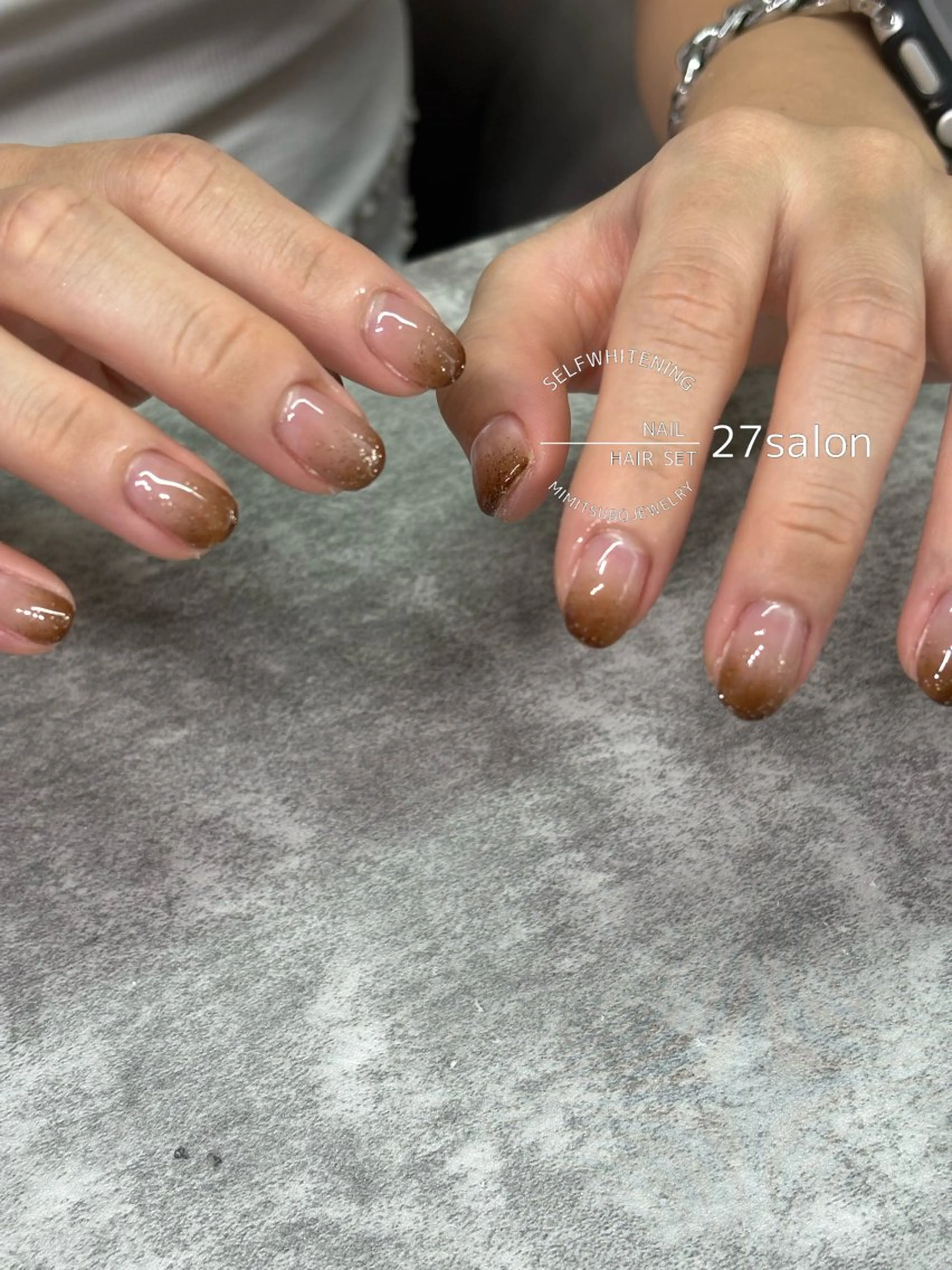 ネイル ブラウン グラデーション ショートネイル ハンドネイル 27salon yuinaのネイルデザイン