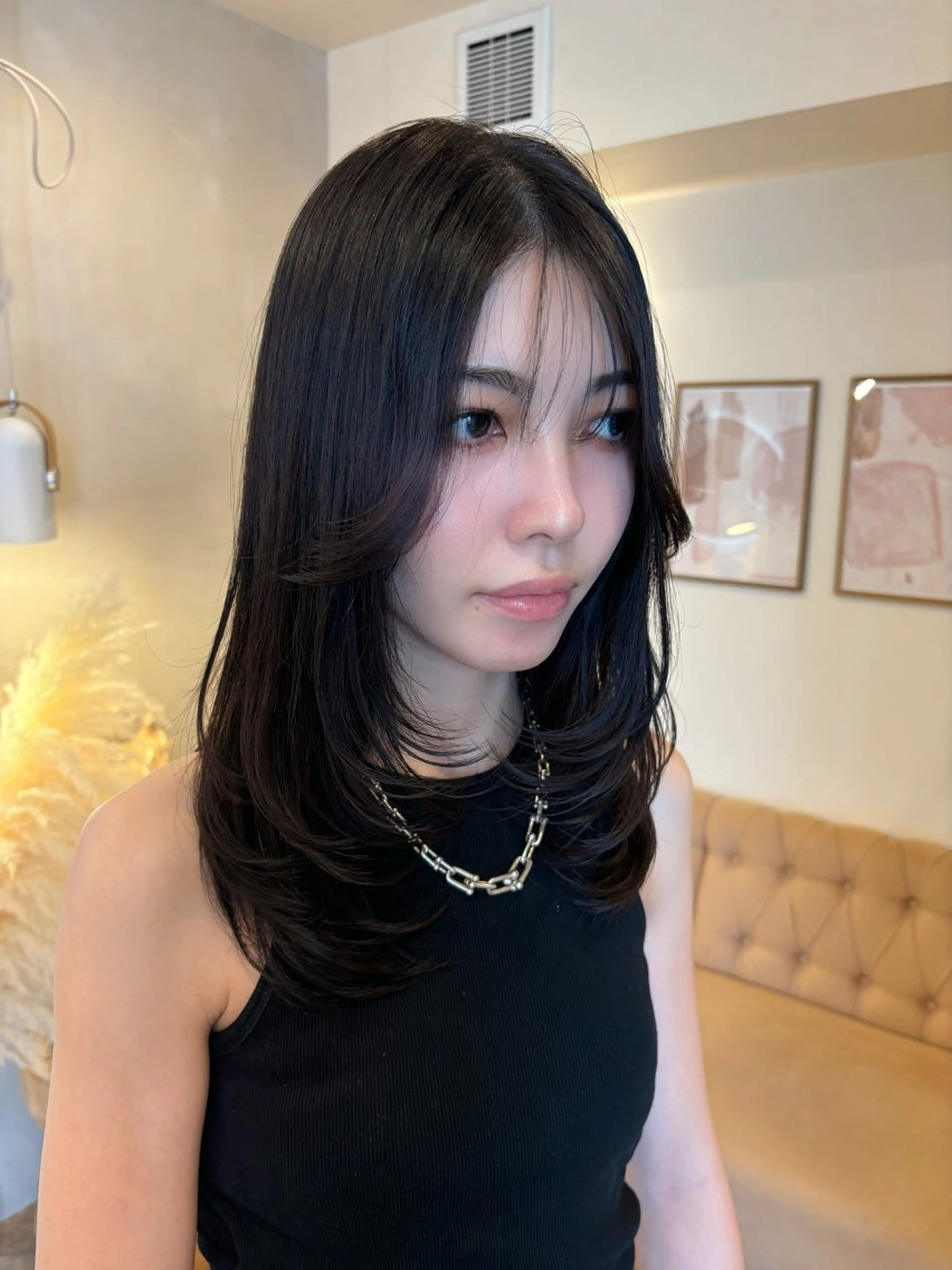 ミディアム カット トリートメント ミルクティ/ピンク/ レイヤー/yuriaのヘアスタイル