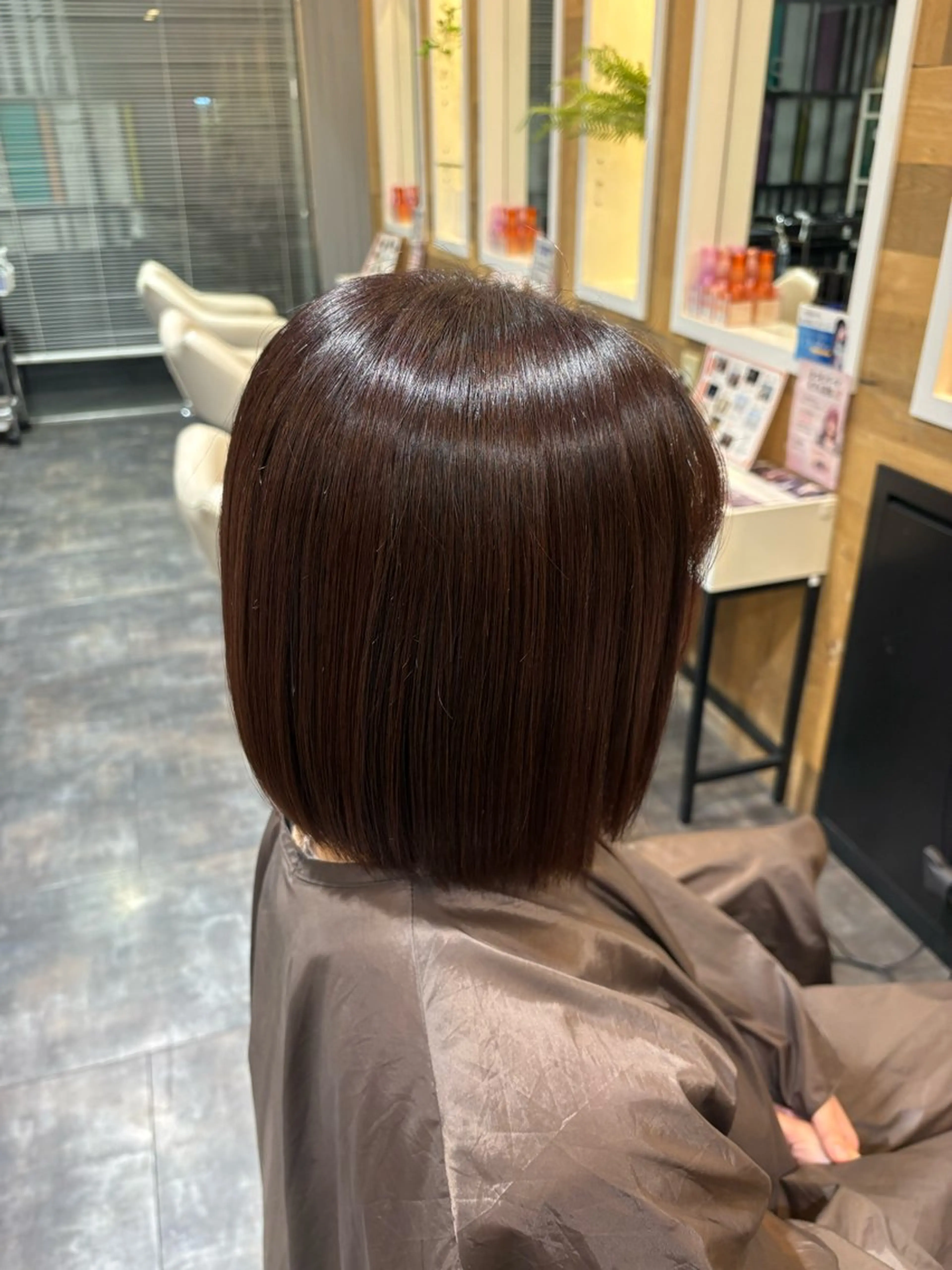 カラー ブラウンカラー ピンクカラー ヘアカラー (ハピス) むつみのヘアスタイル
