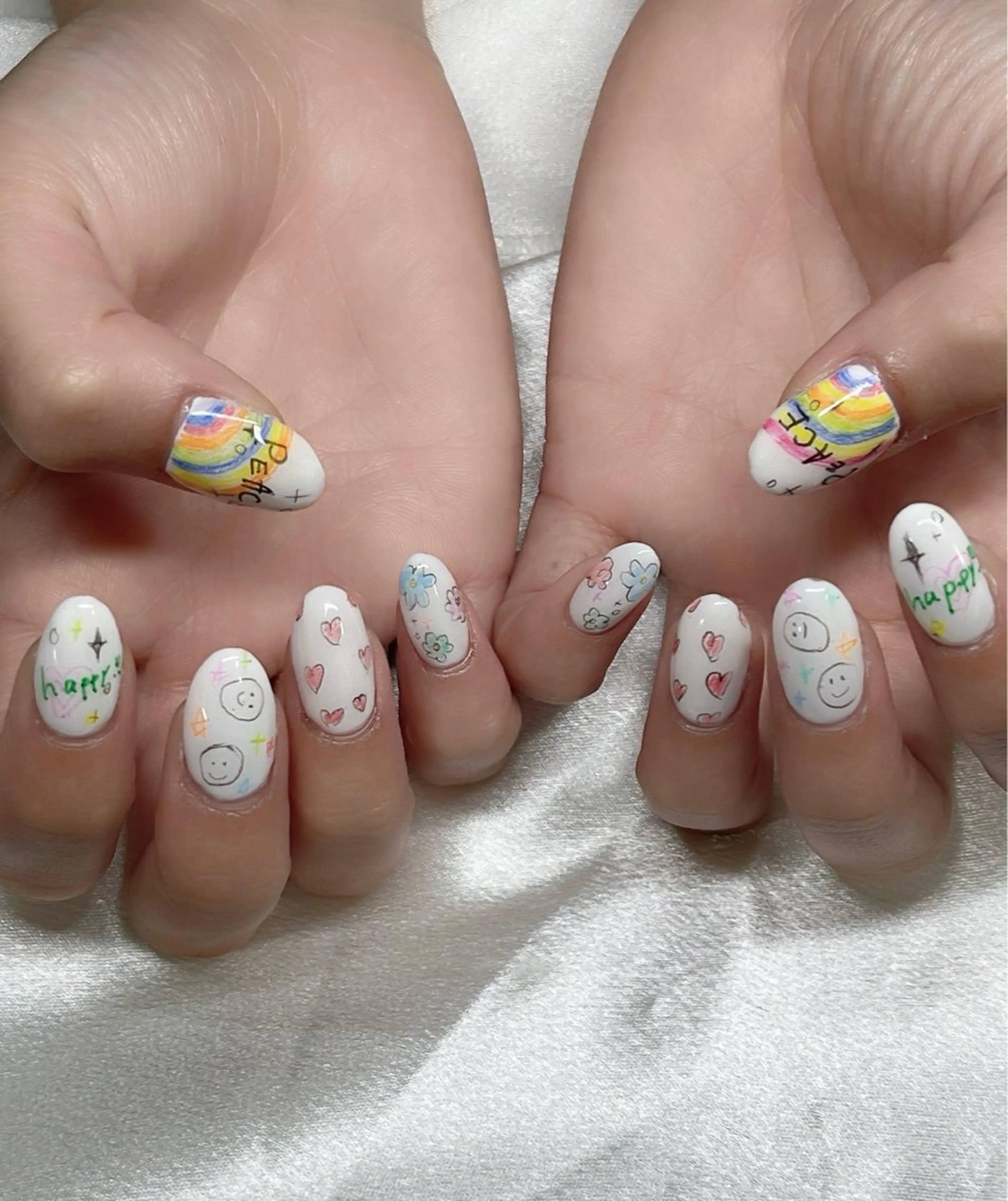 ネイル YOLO NAILのネイルデザイン