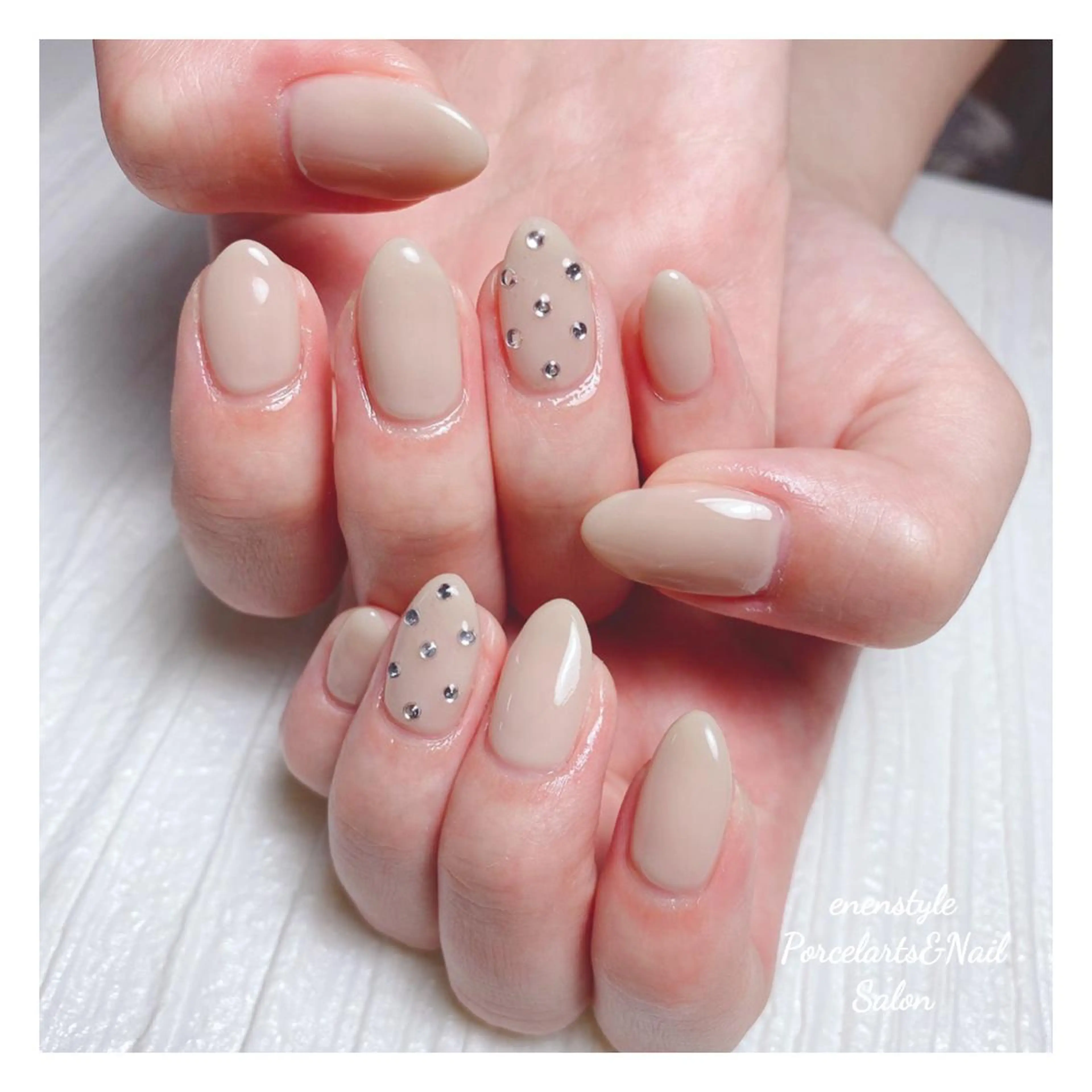 ミディアム ネイル 👑enen style👑のネイルデザイン