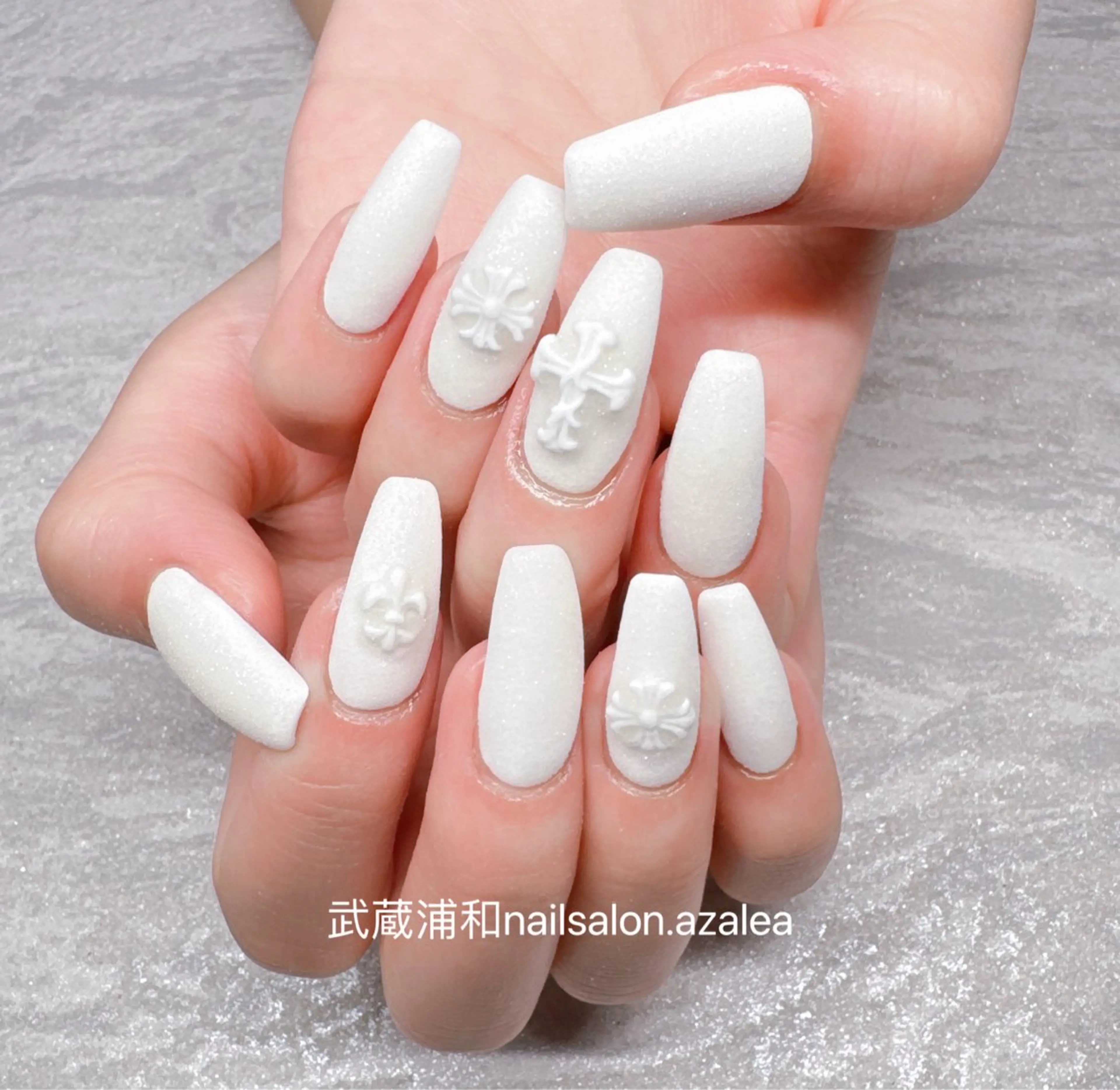 ネイル ハンドネイル R inのネイルデザイン