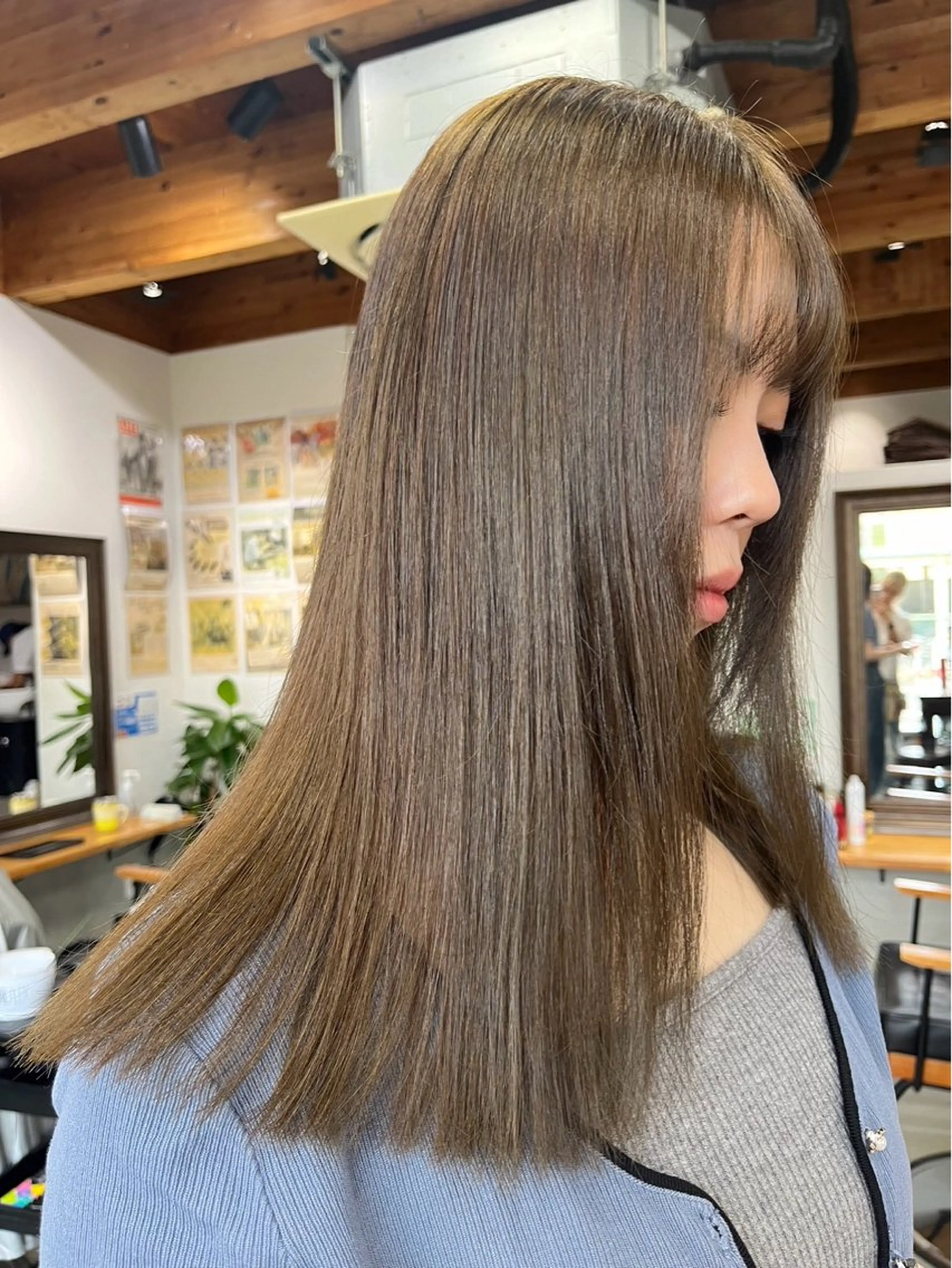 ミディアム ヘアカラー トリートメント ROUIS/ mioのヘアスタイル