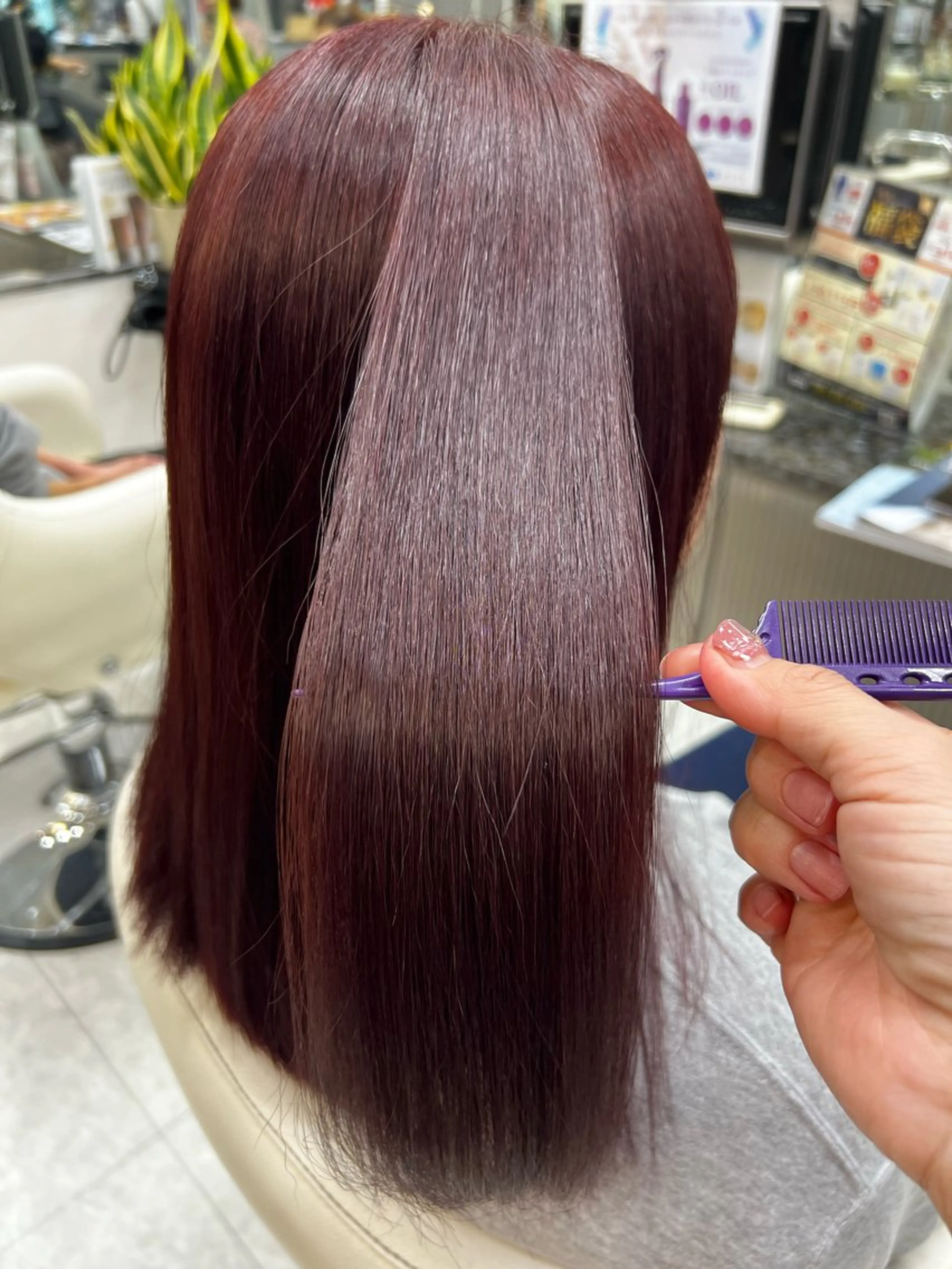 セミロング カラー トリートメント STELLA sannomiya所属・着付けアレンジ、スパ 定評あり◎タナカエミの眉毛・アイブロウイメージ