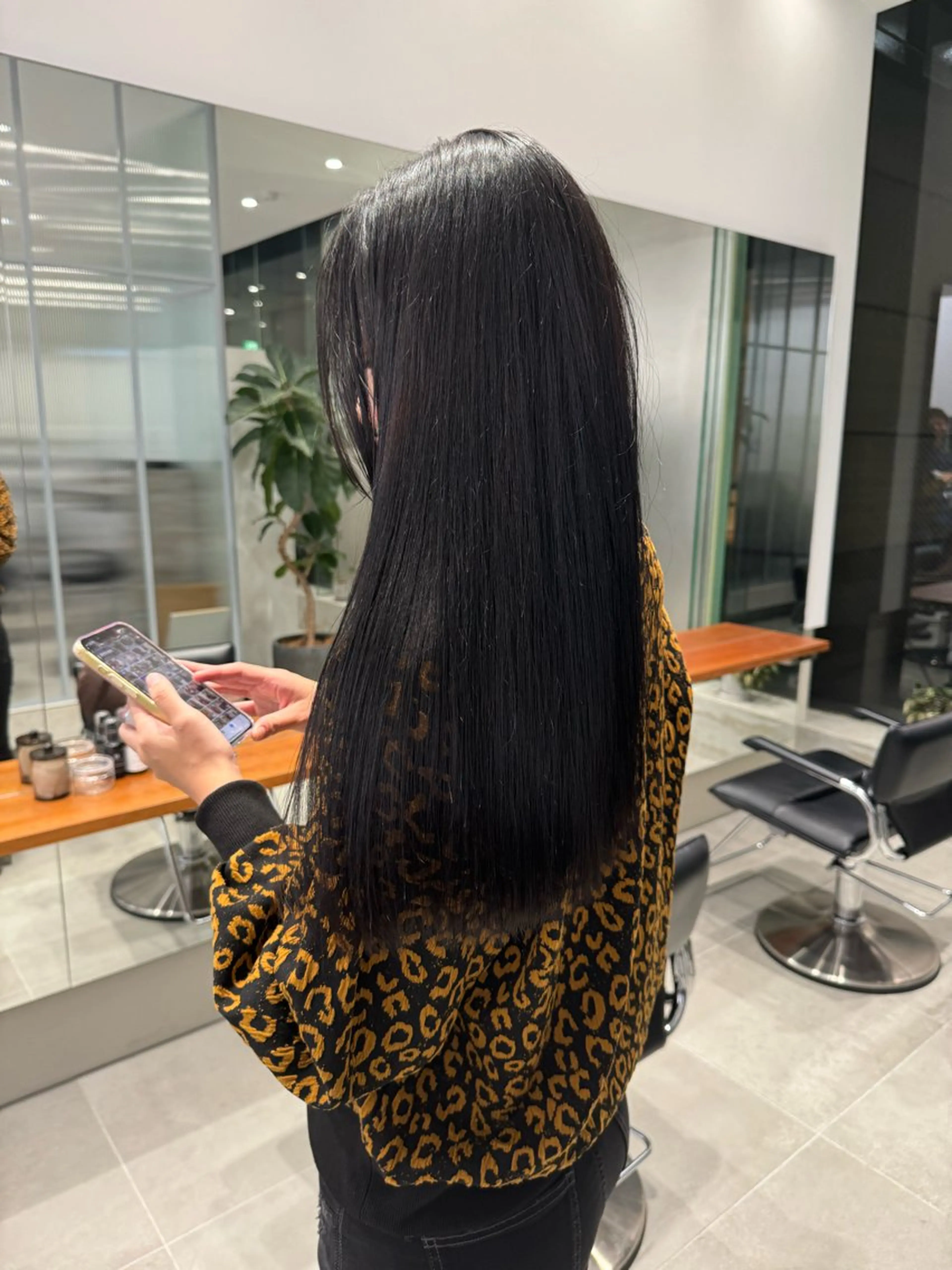 カラー ヘアカラー ひかり／ベージュ ／似合わせカットのヘアスタイル