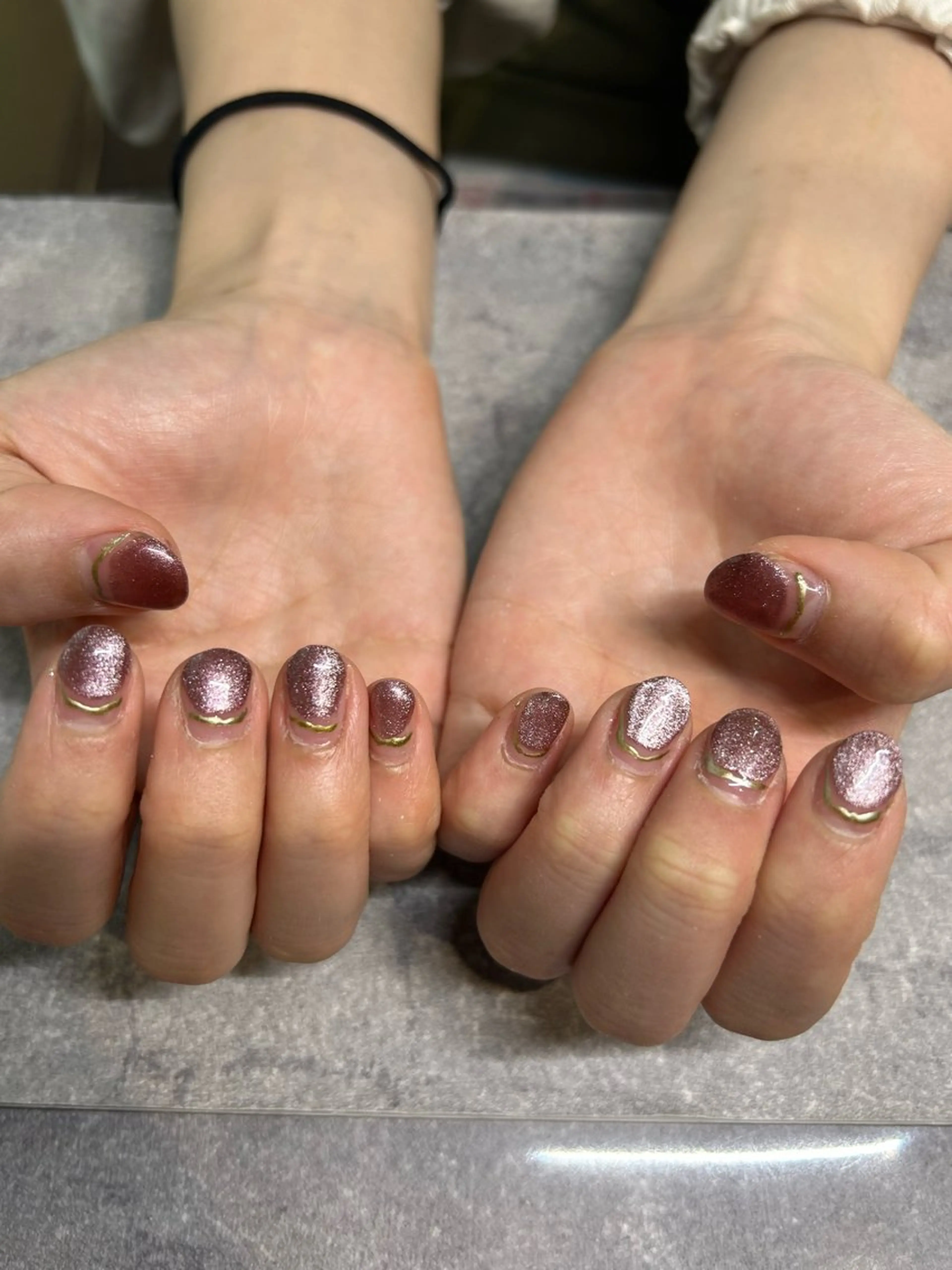 ネイル 卒業式 マグネットネイル ニュアンスネイル A. LIBRE.のネイルデザイン