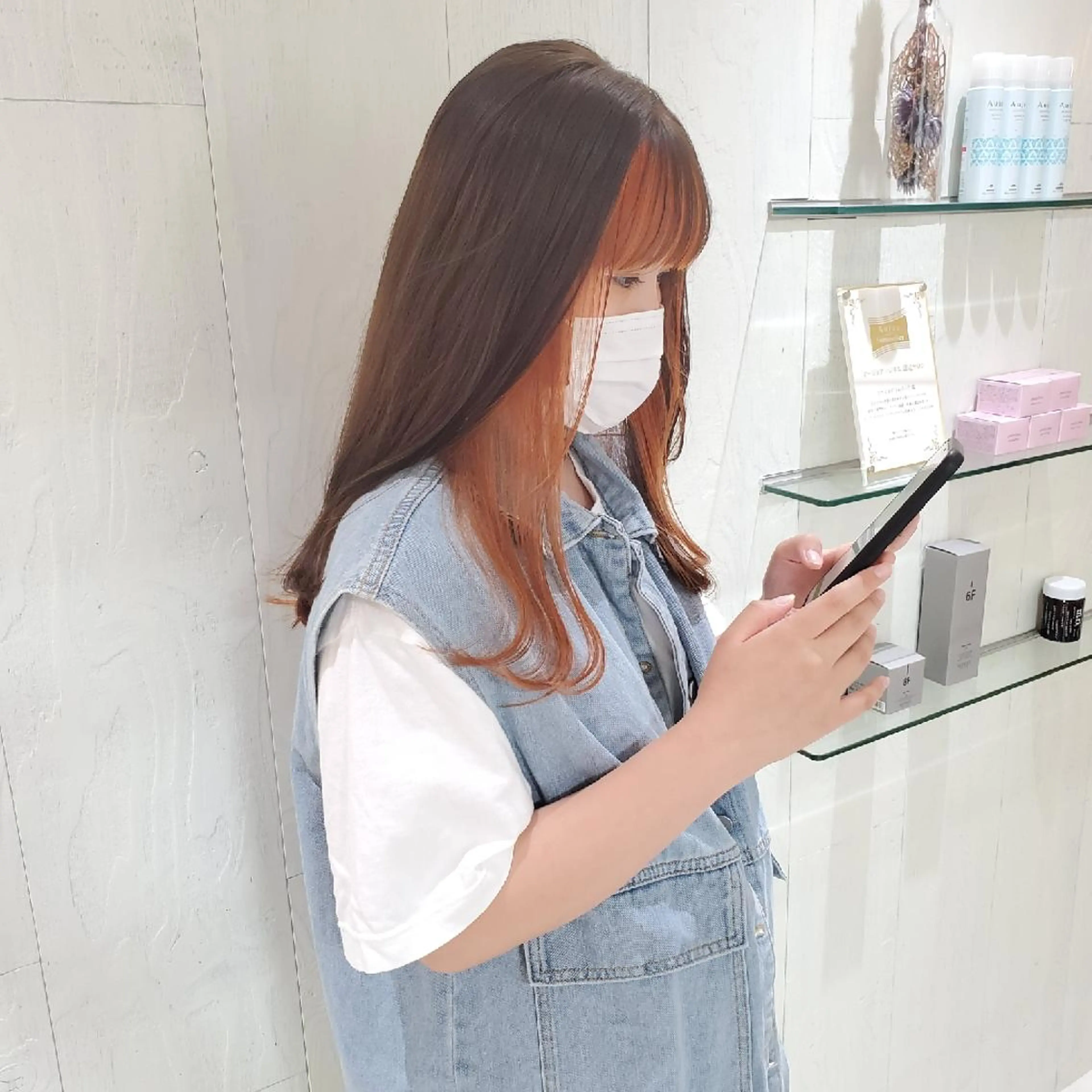 セミロング カラー ミストバング  フェイスフレーミング オレンジ ヘアカラー トリートメント レイヤーカット/ ウルフカット/大橋 のヘアスタイル