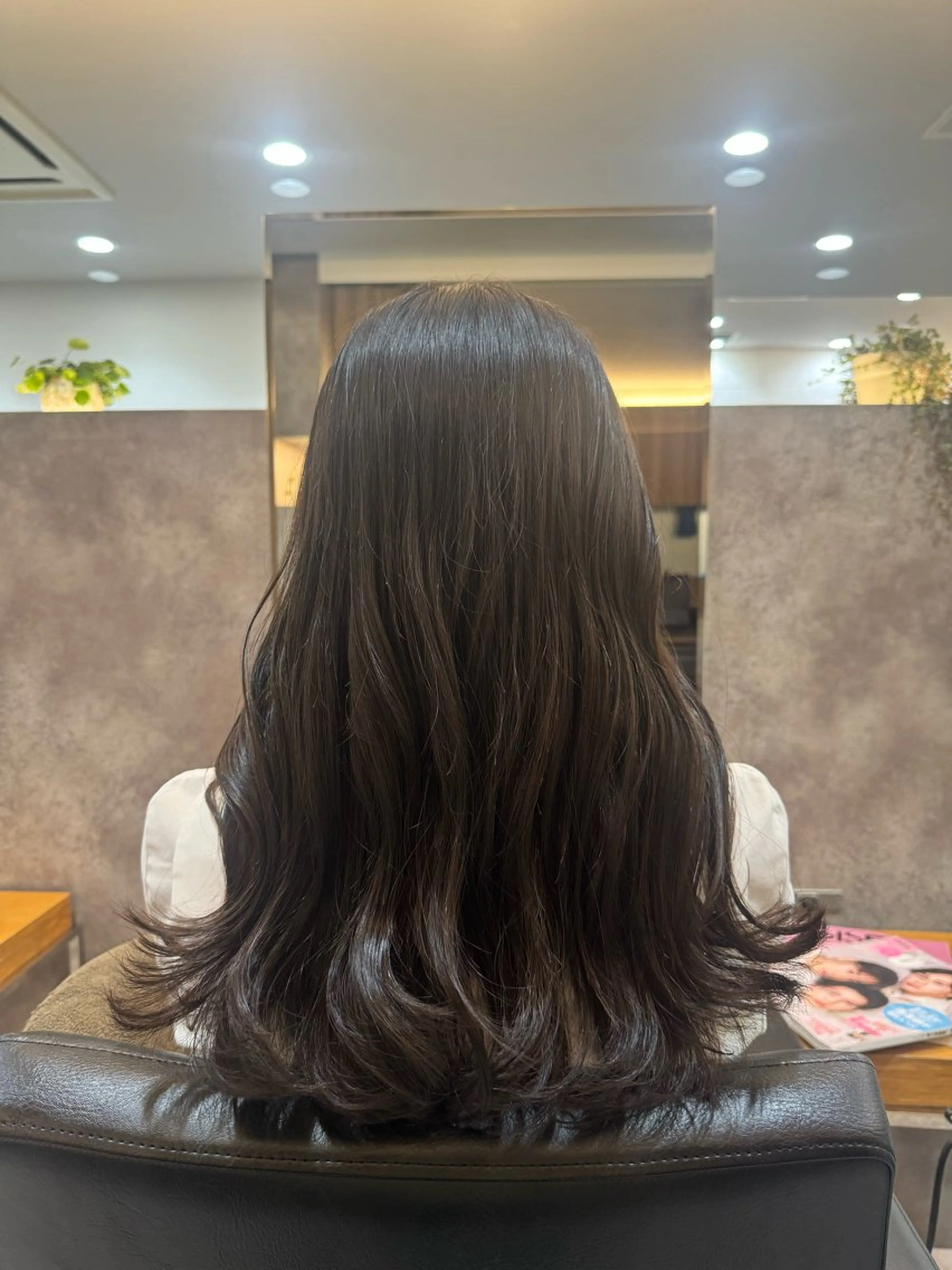 ロング 北川 栞菜のヘアスタイル