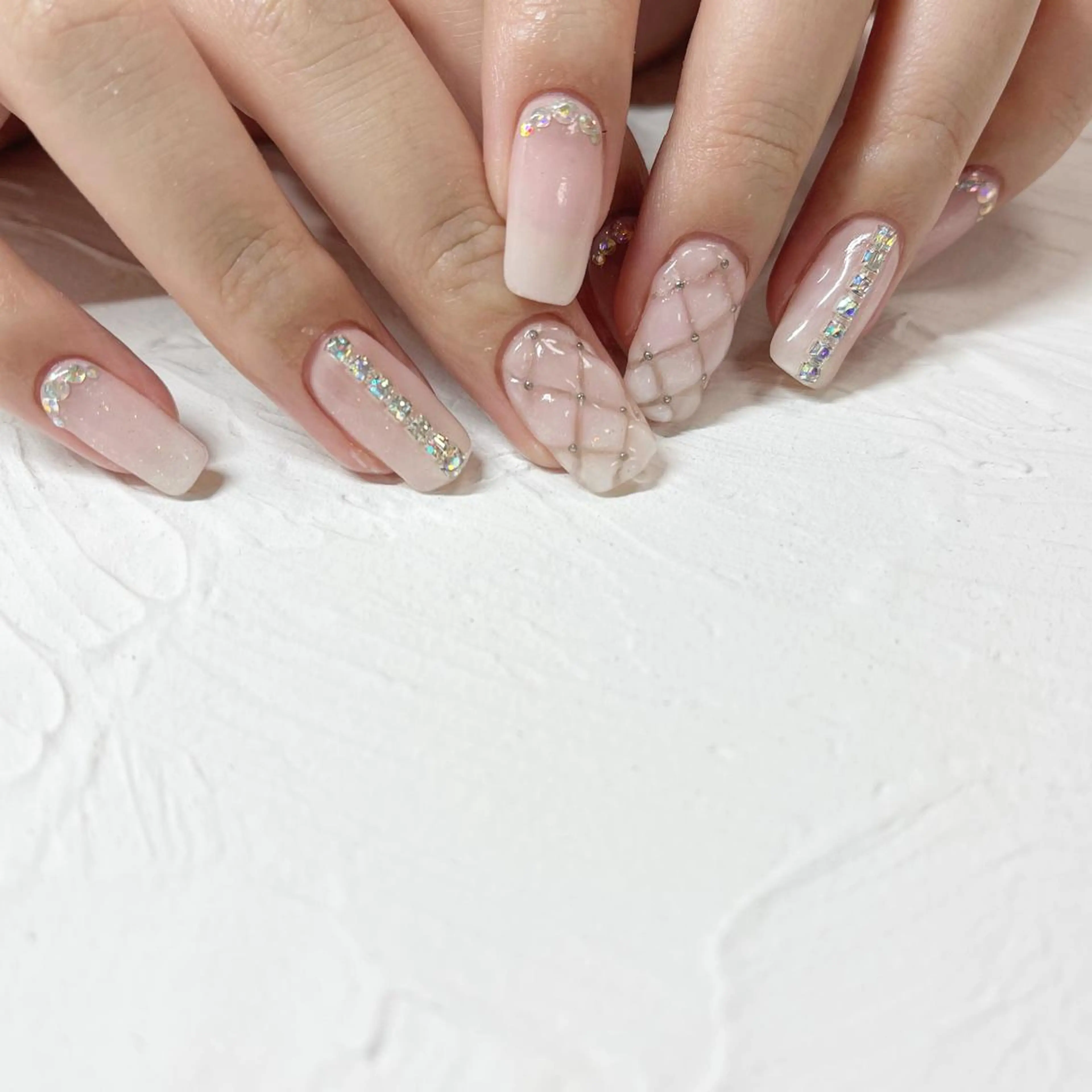 ネイル キラキラネイル 韓国ネイル ワンホンネイル ハンドネイル 🔷ﾐﾅﾐﾈｲﾙ🔷 やり放題ネイル渋谷2のネイルデザイン