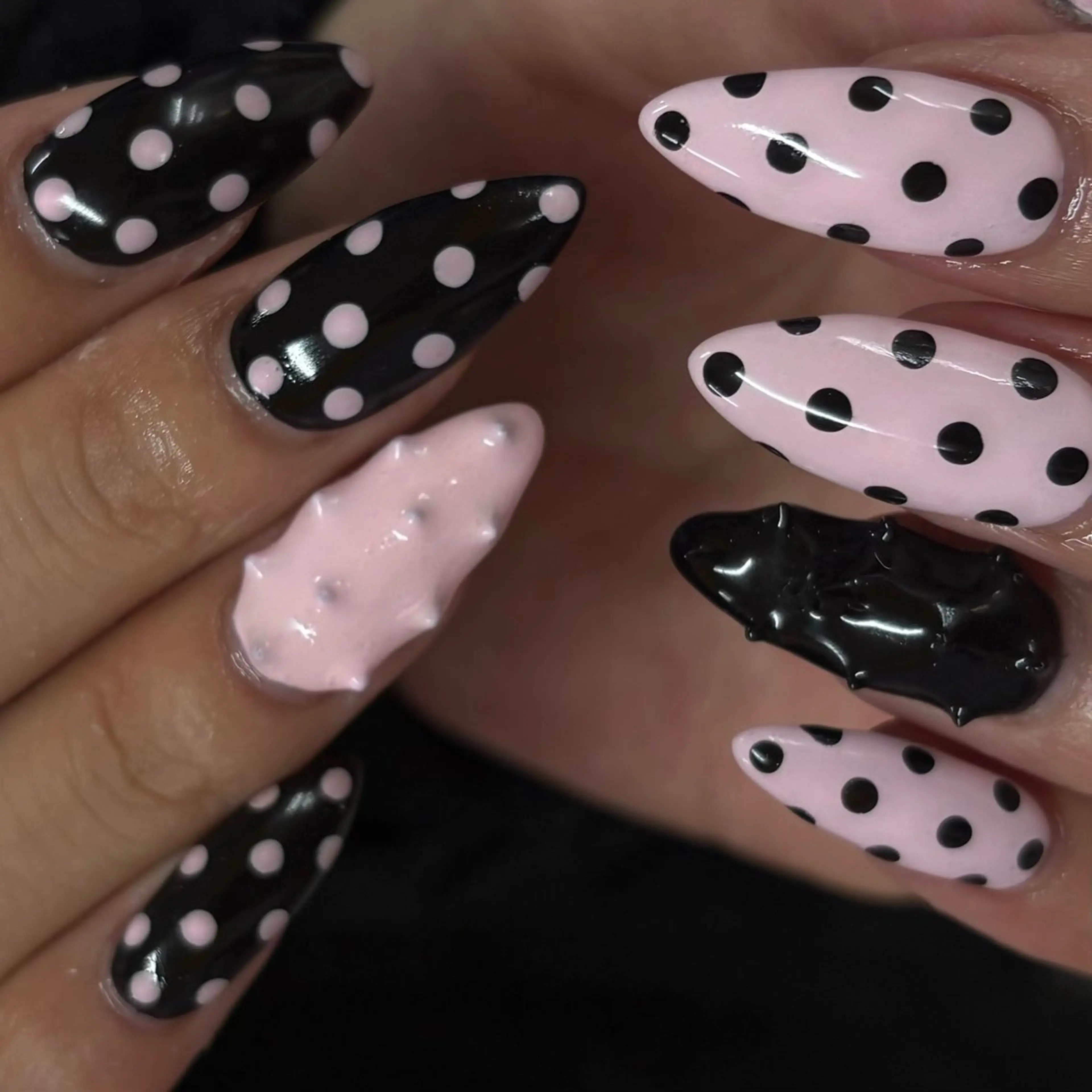 ネイル ハンドネイル フットネイル yuri / 個性派nailのネイルデザイン