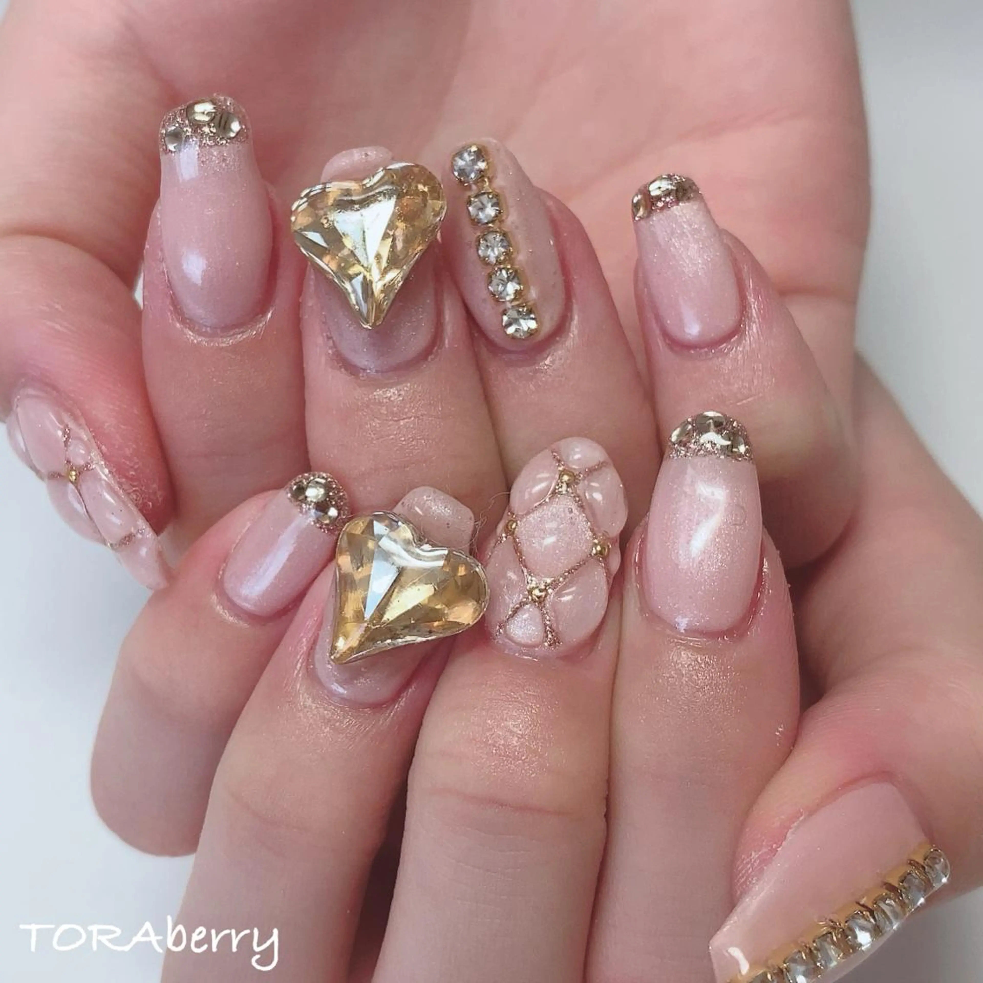 ネイル ネイリスト なつみのネイルデザイン