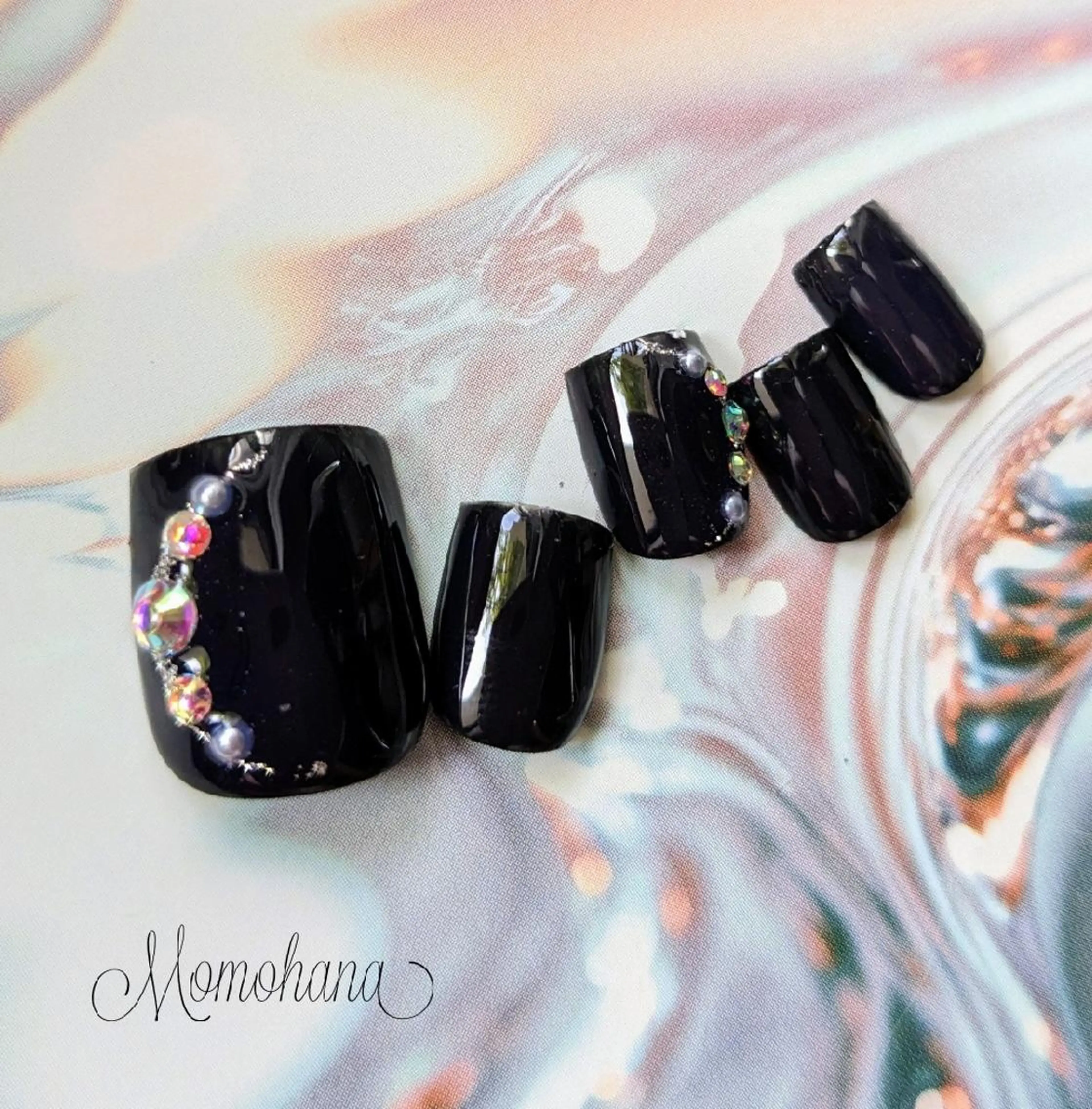 ネイル フットネイル momohana  のネイルデザイン