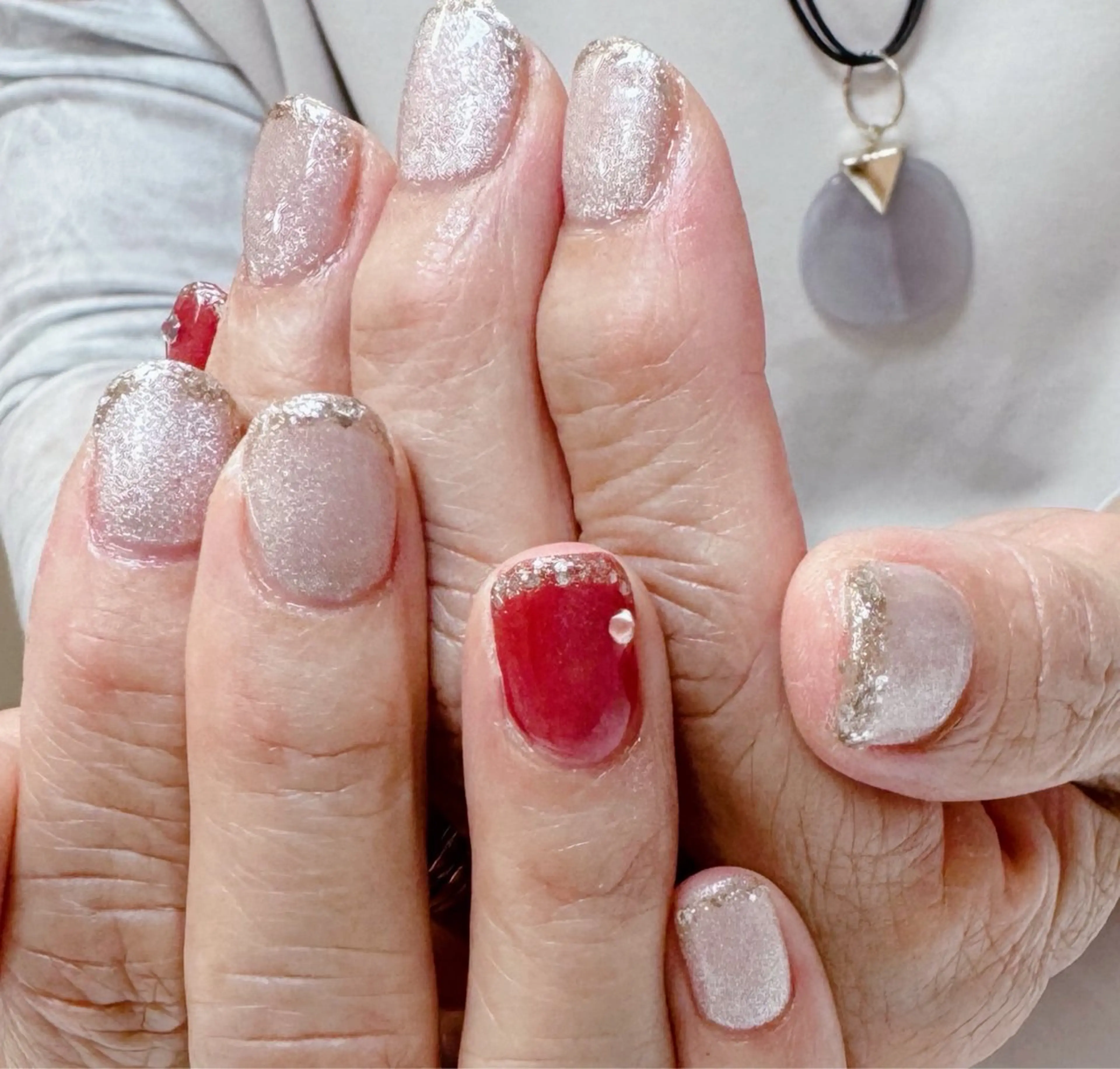 ネイル フレンチネイル ガラスフレンチ マグネットネイル マグネットフレンチ maruyasu. yのネイルデザイン