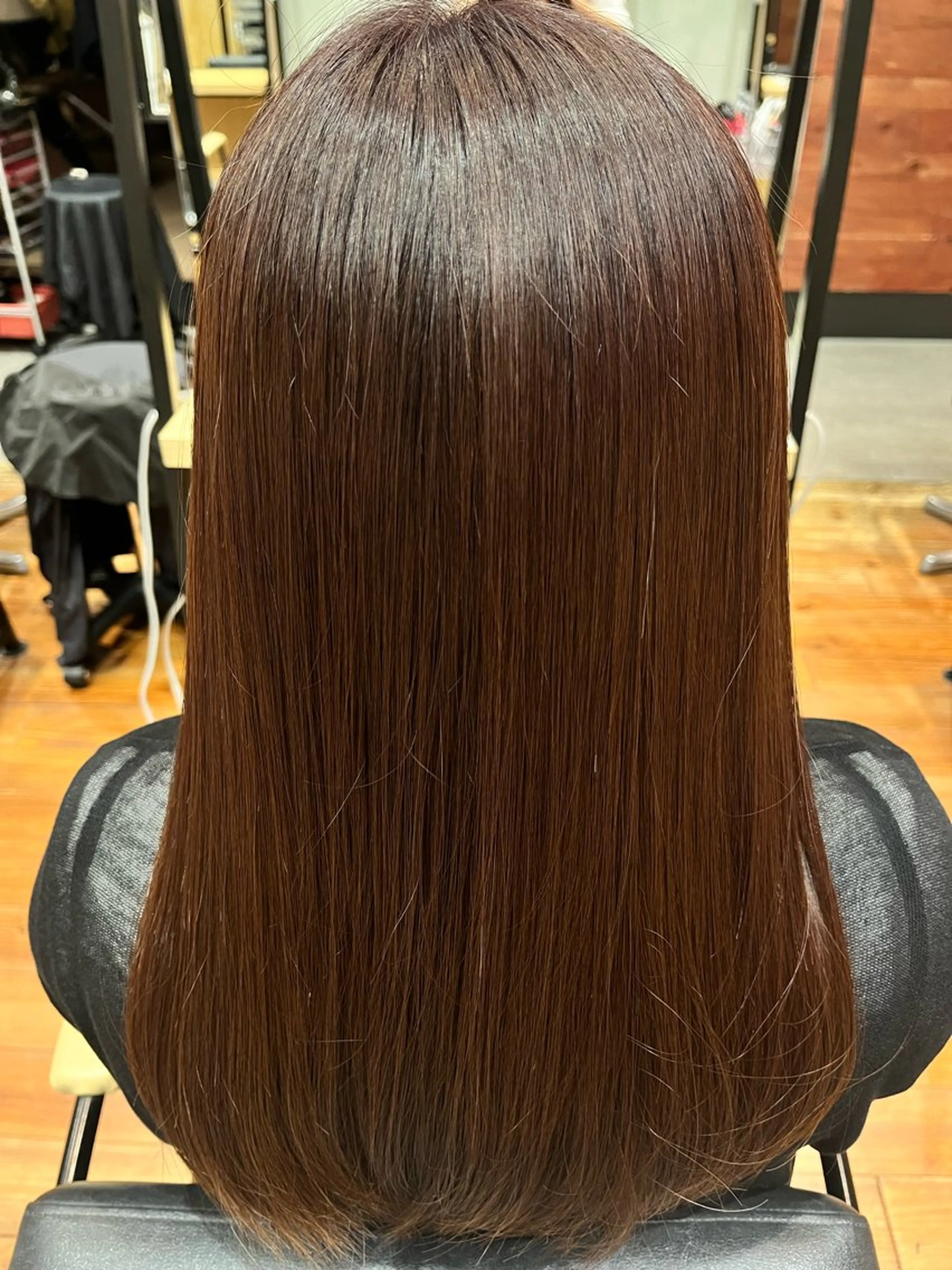 ロング カラー 岩田 舞美のヘアスタイル