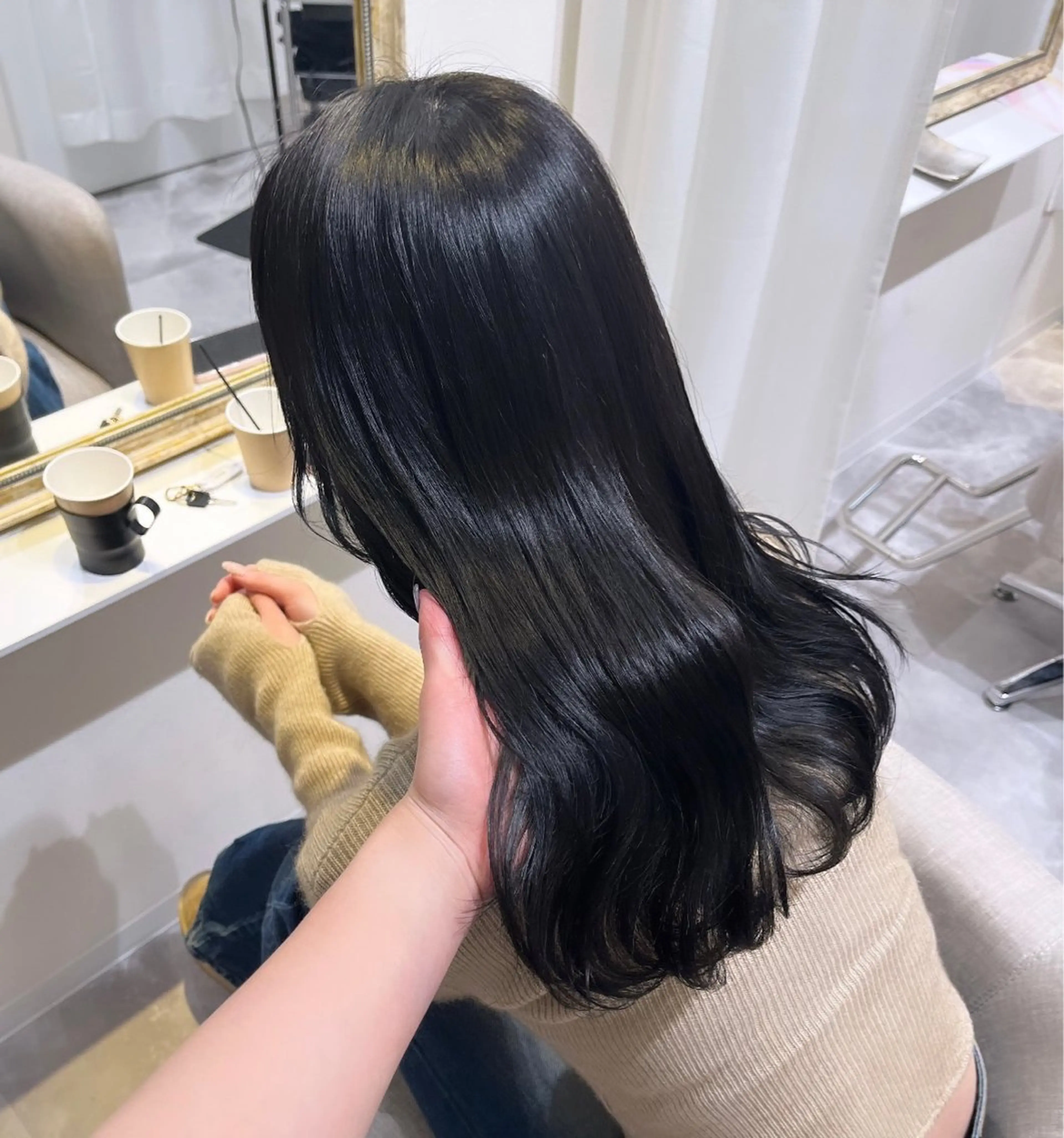 セミロング カラー ヘアカラー トリートメント 梅田/髪質改善カラー ❄︎ mikiのヘアスタイル