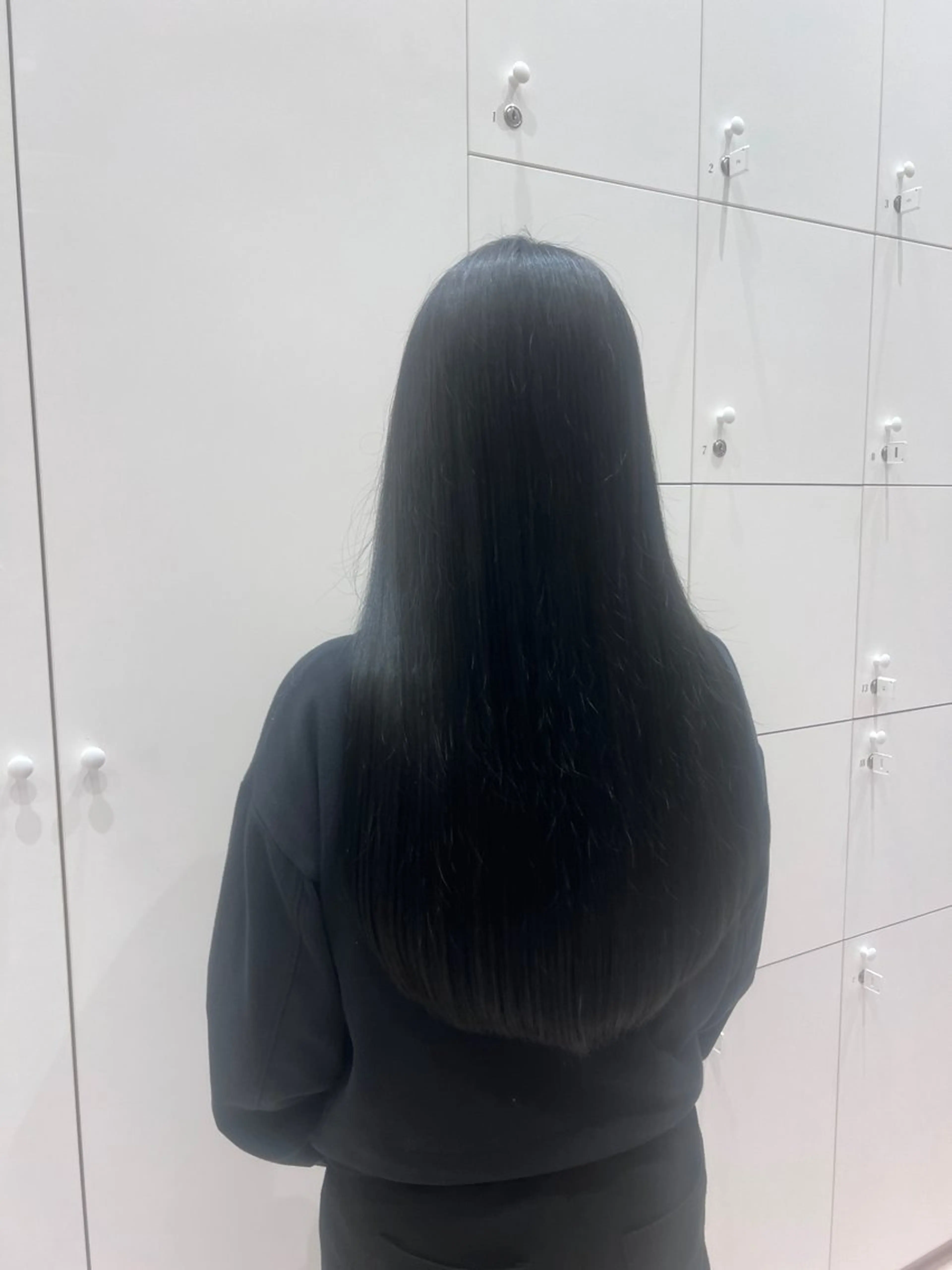 ロング FEERIE 晴海店 荒木優菜のヘアスタイル