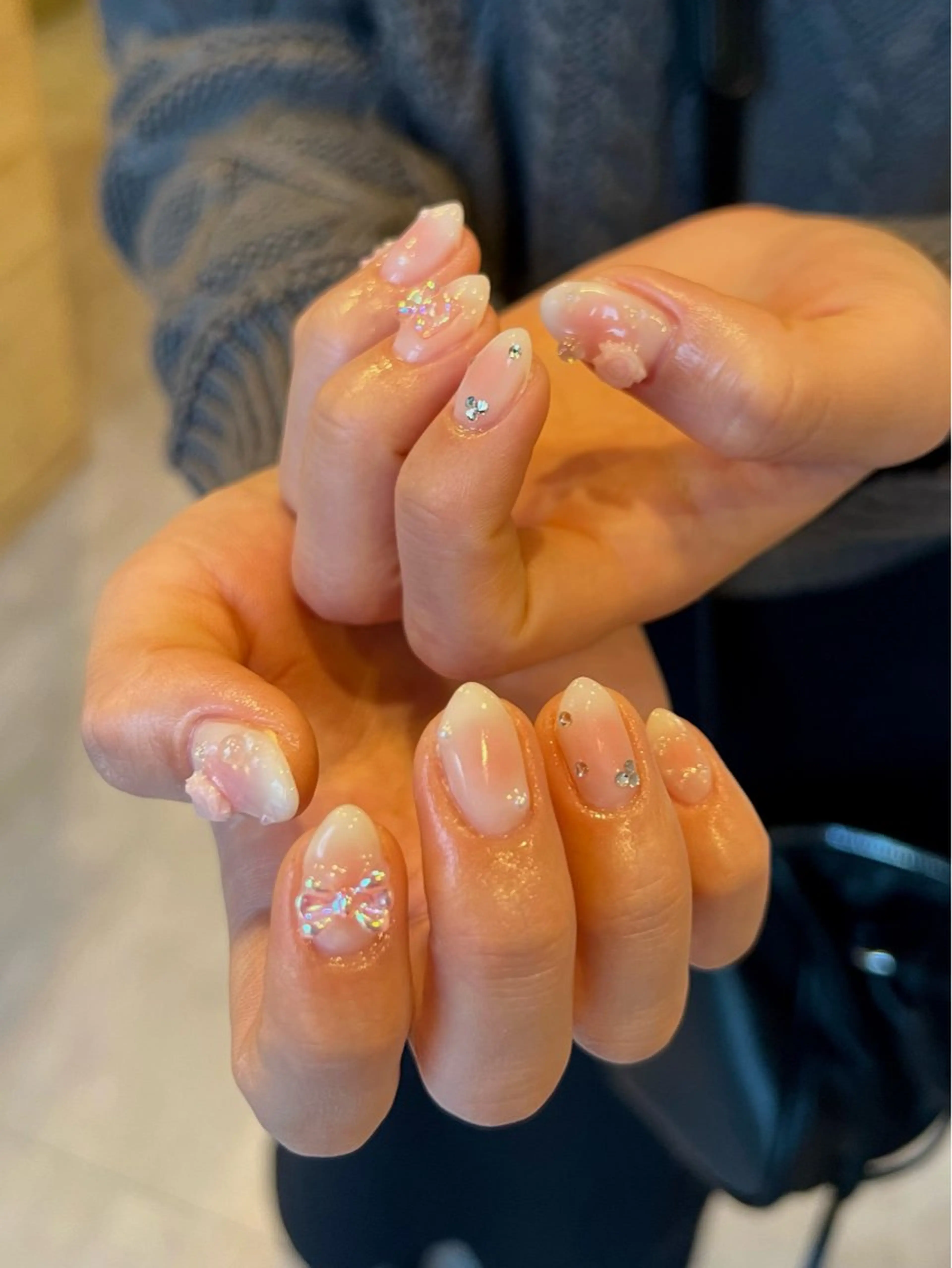 ネイル チークネイル LACHIC所属・LACHIC NOZOMIのネイルデザイン