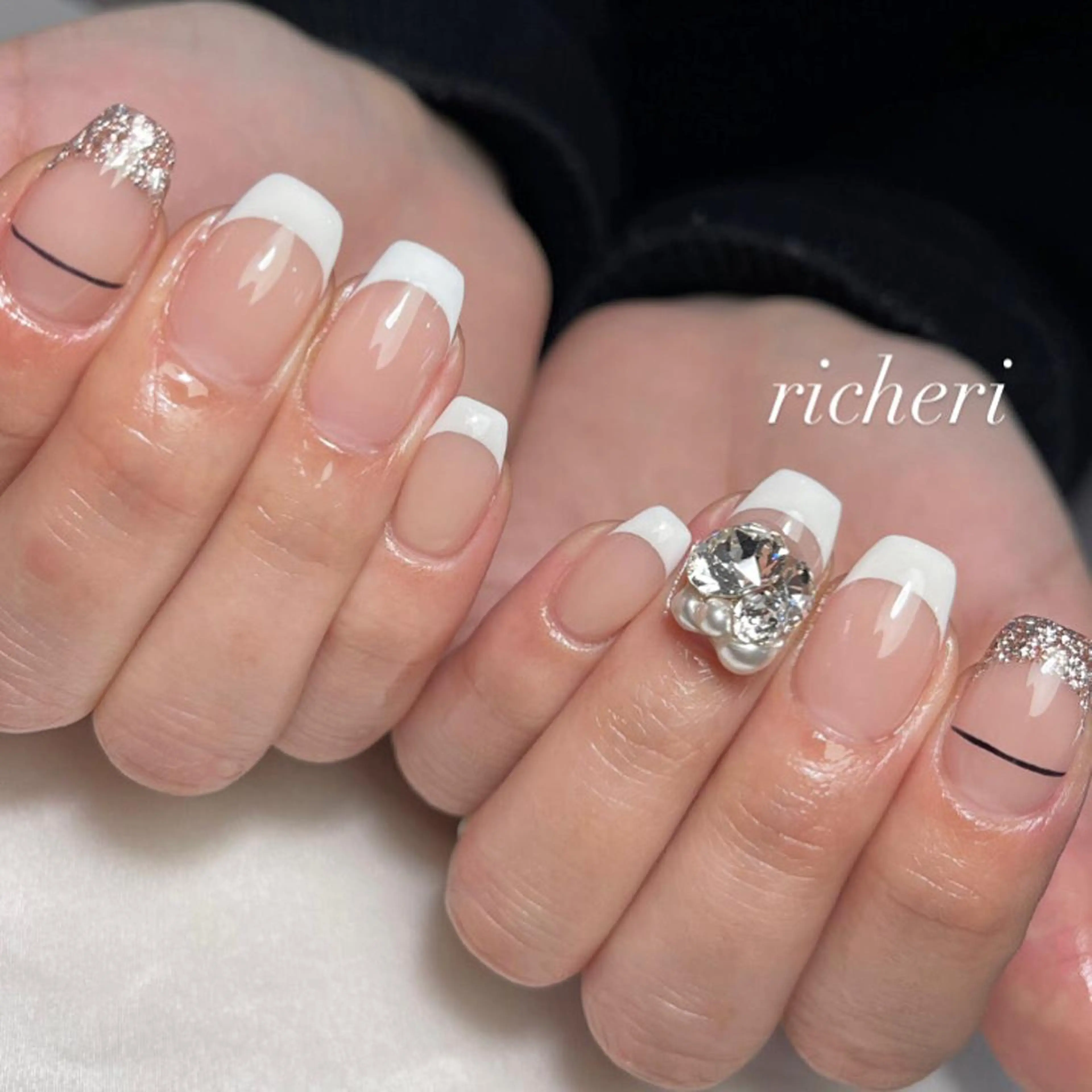 ミディアム ネイル ハンドネイル richeri beautyのエステ・リラクイメージ