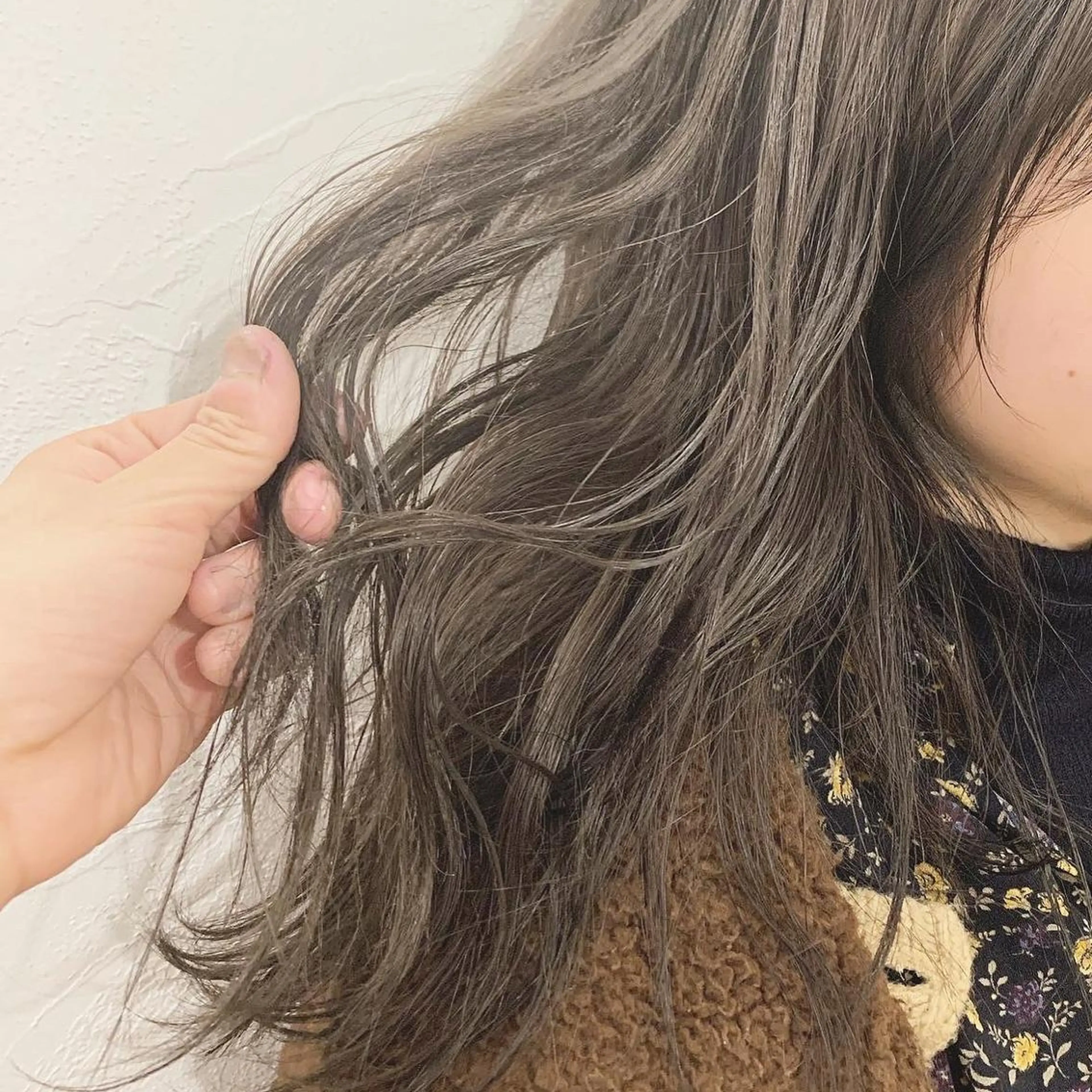 ロング カラー ヘアカラー トリートメント ハイトーンボブ 前田 表参道　グレージュのヘアスタイル