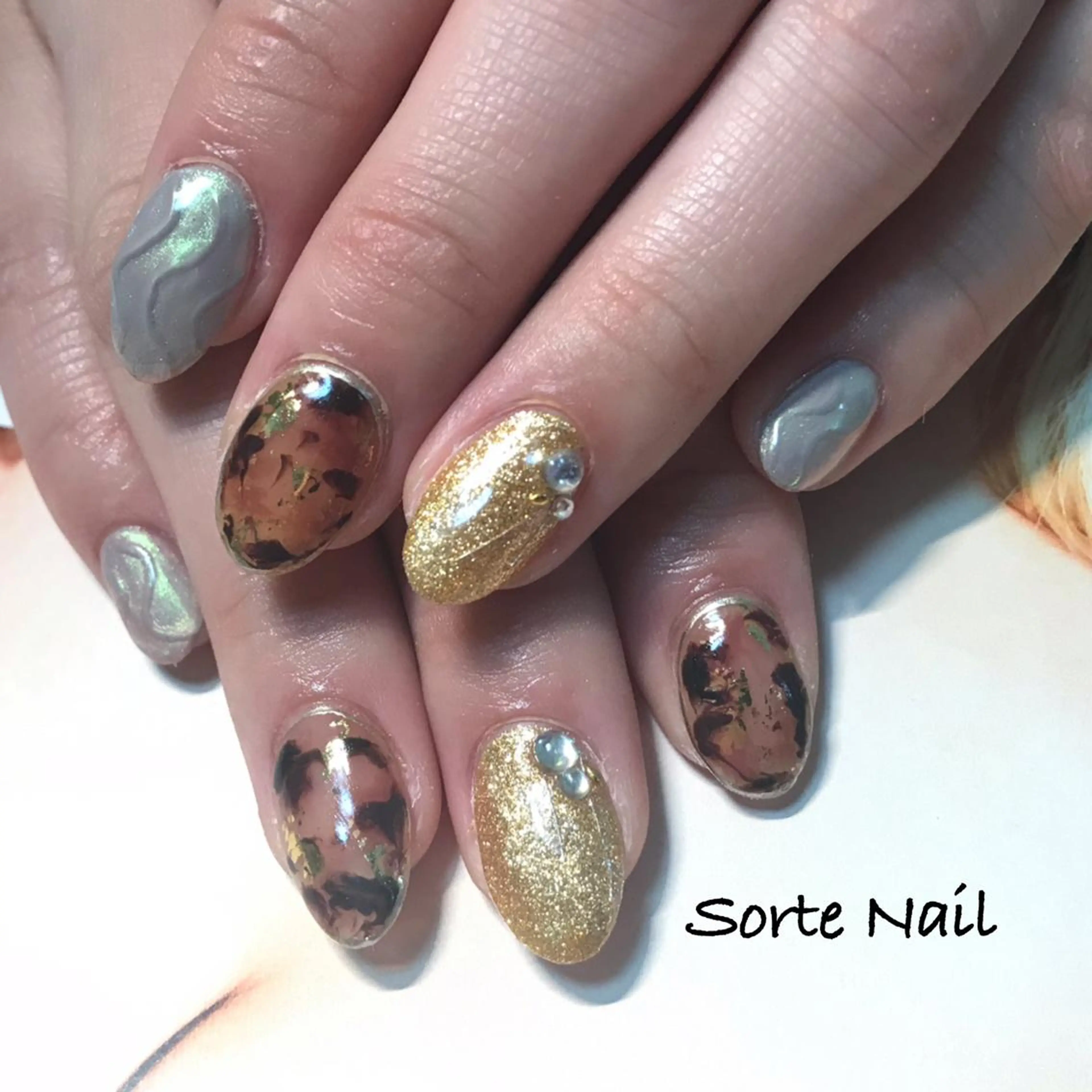 ネイル べっ甲ネイル Kanal Kanaのエステ・リラクイメージ