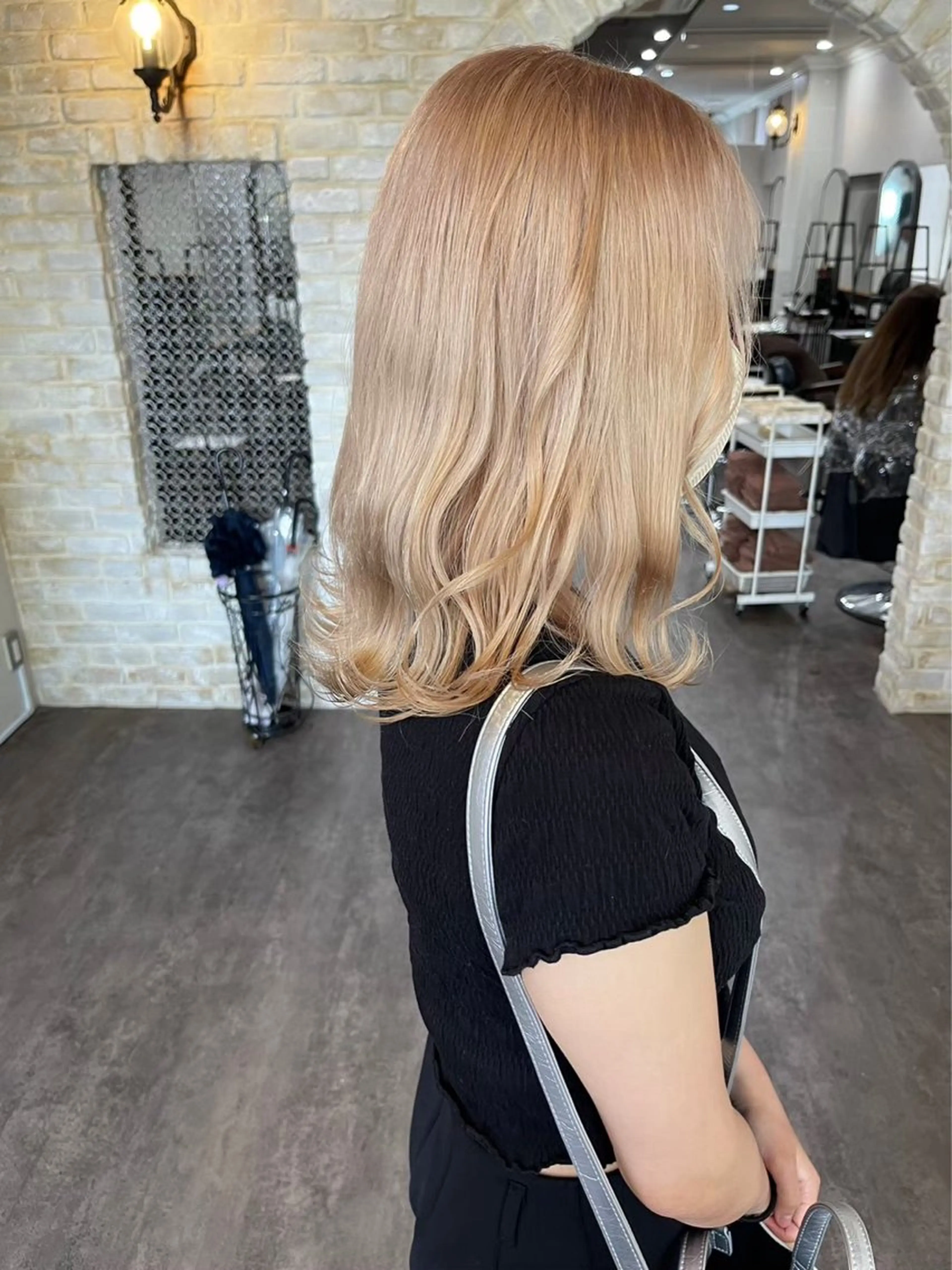 カラー ヘアカラー トリートメント Mejia Riseのヘアスタイル