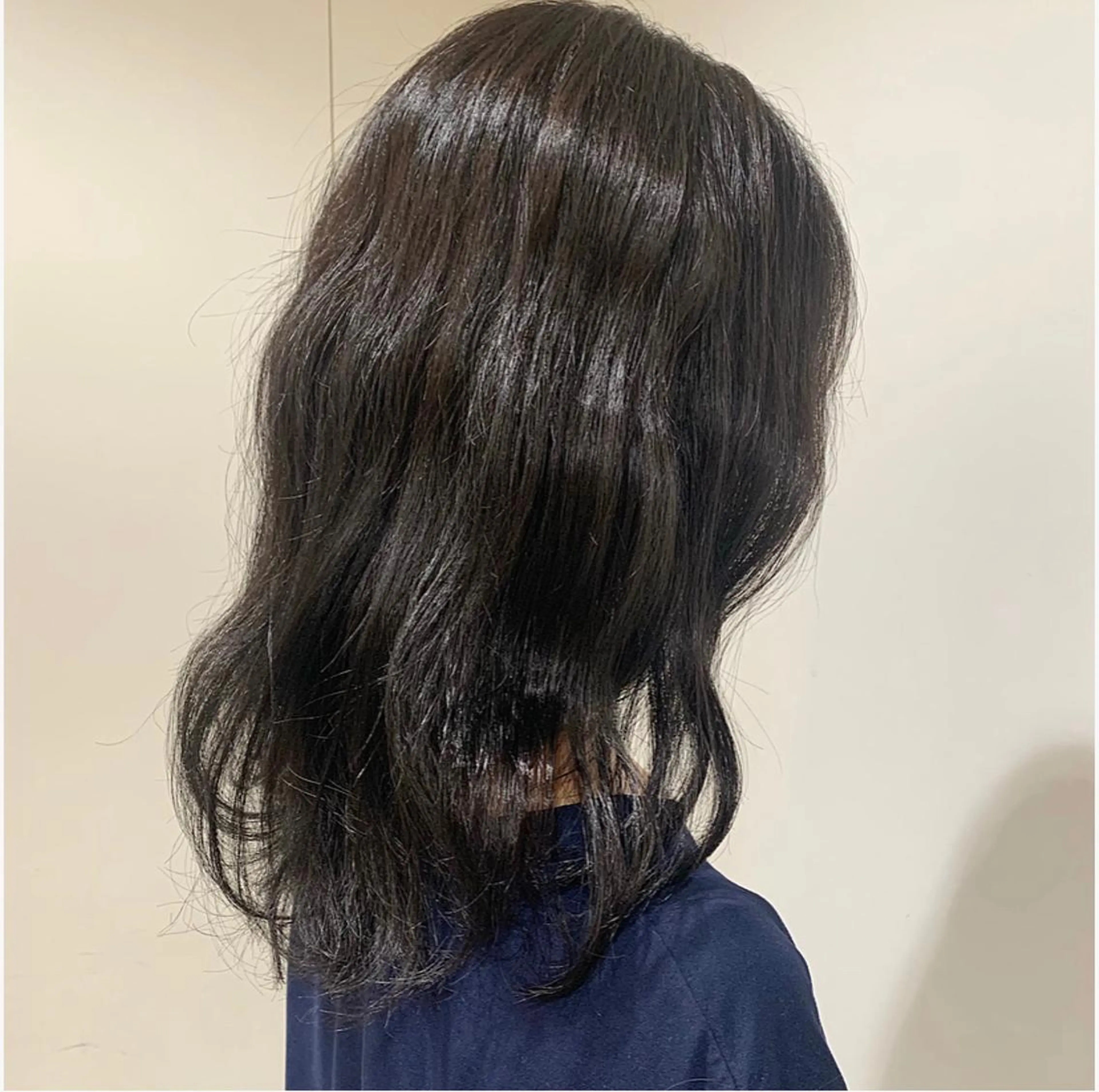 カラー 山口 莉奈のヘアスタイル