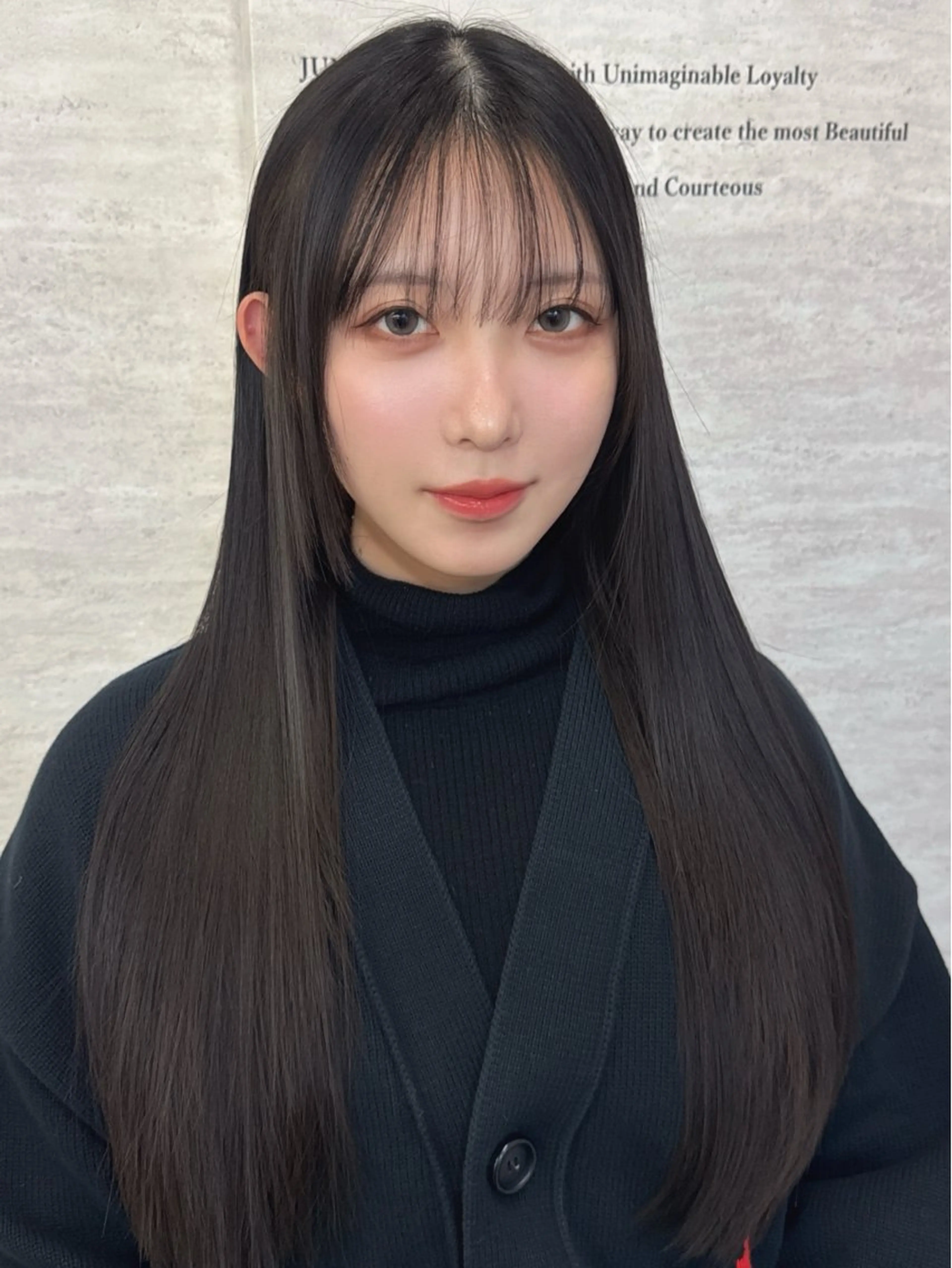 ロング カラー ヘアアレンジ カット ヘアカラー トリートメント 韓国レイヤーカット/ 儚げカラーチナツのヘアスタイル