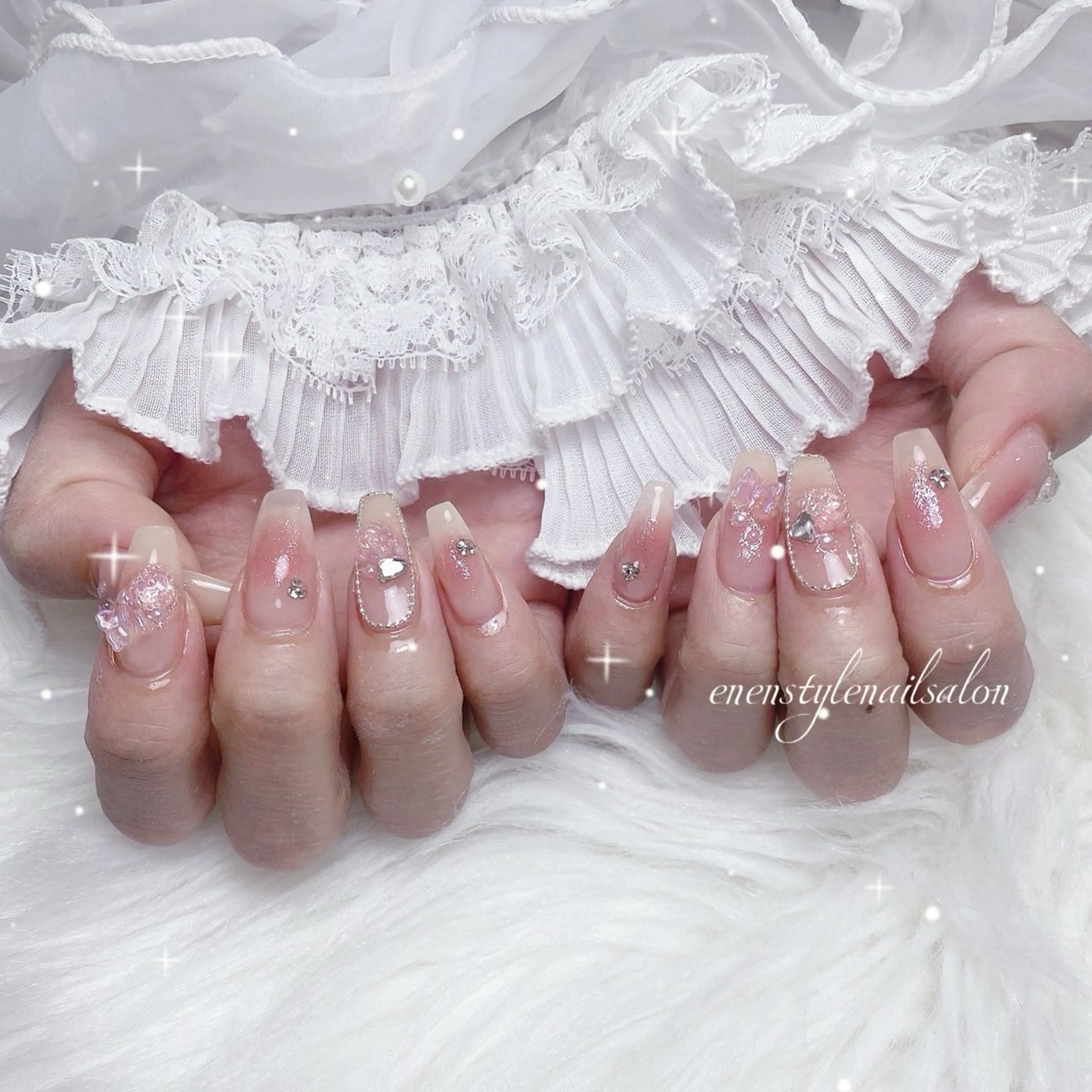 ネイル ハンドネイル 👑enen style👑のネイルデザイン