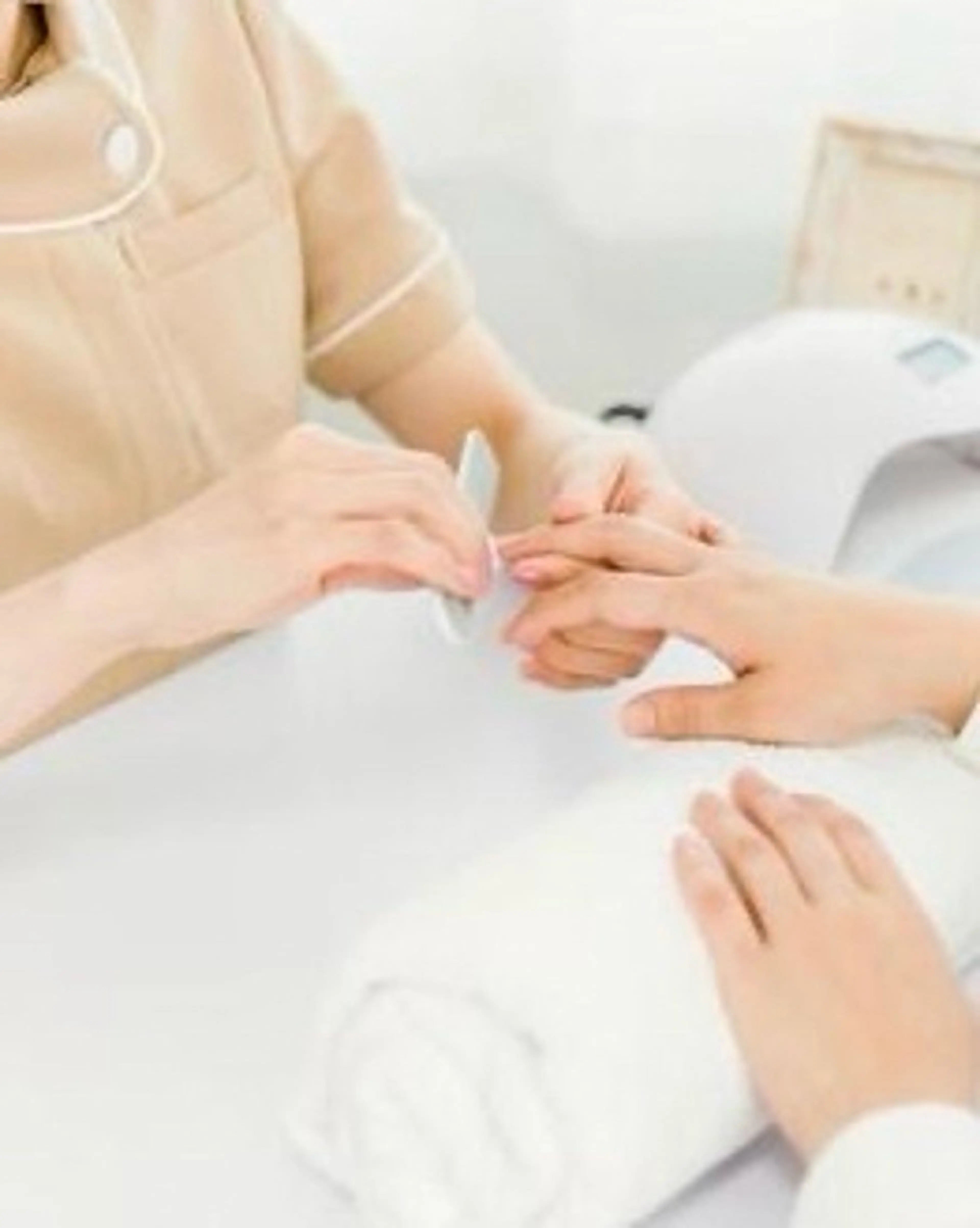 ネイル ハンドケア fun the nail ayakaのネイルデザイン