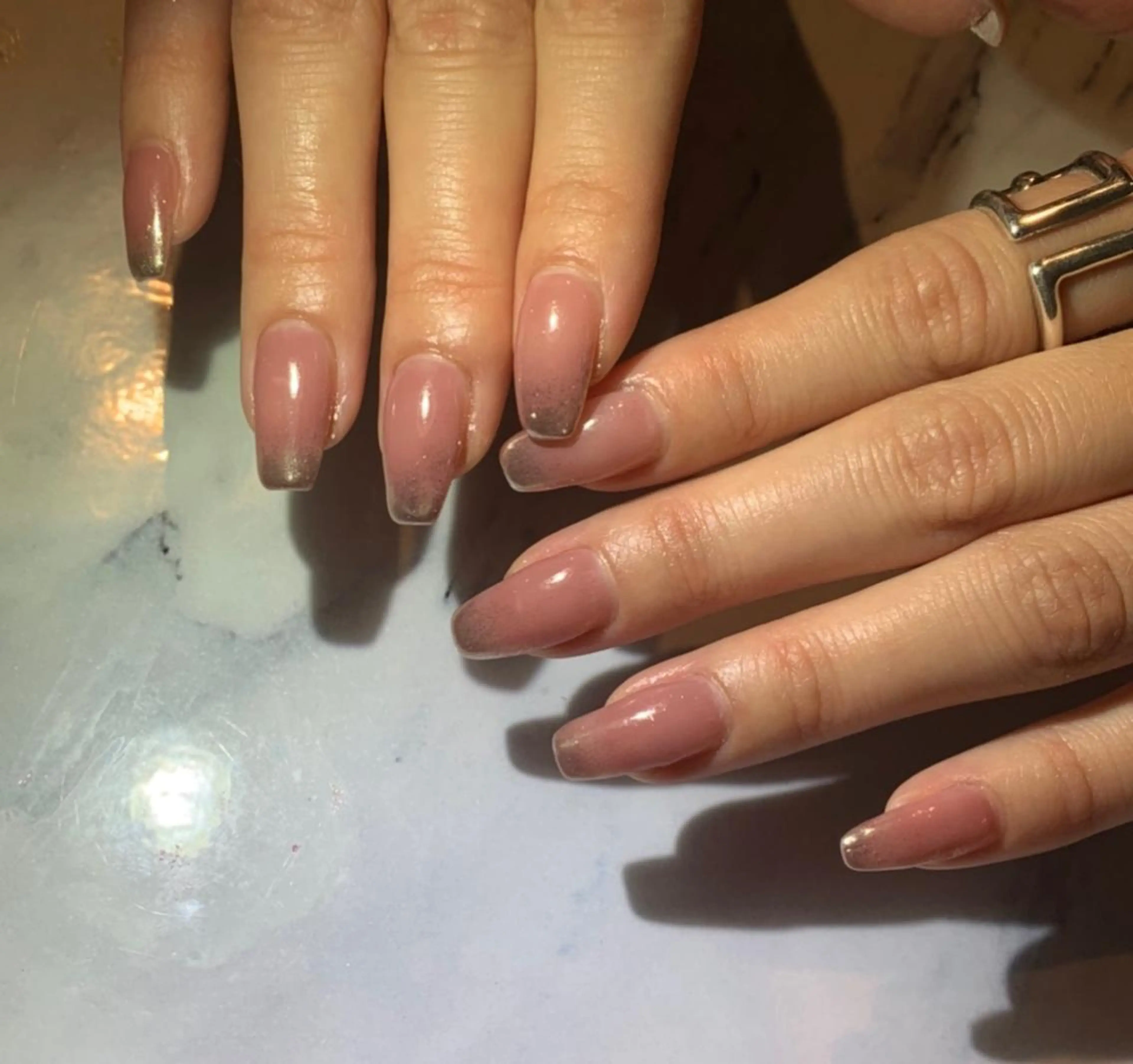 ネイル ミラーネイル Lino+ ネイル&よもぎ蒸しのネイルデザイン