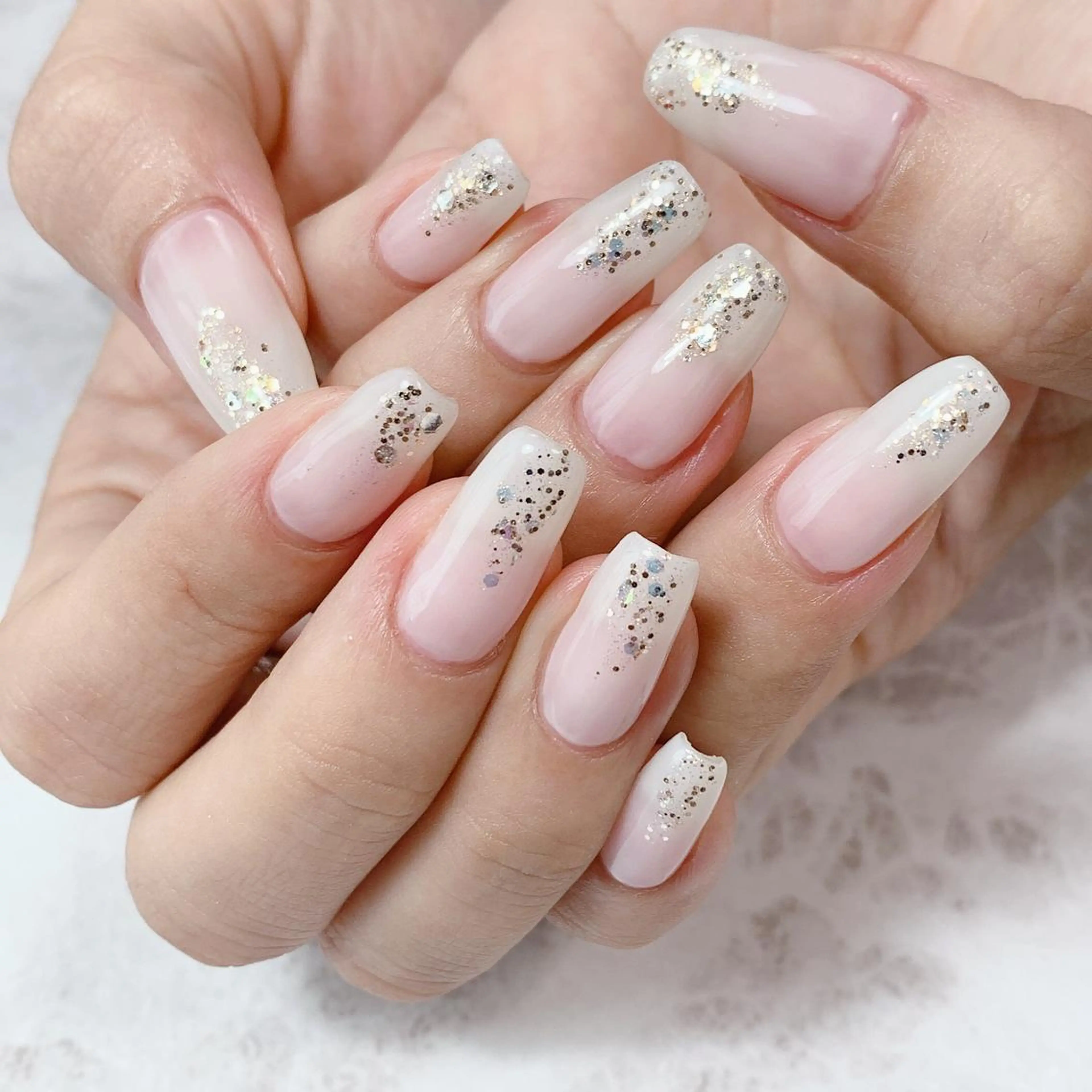 ネイル ラメ(グリッター) ホワイト sereha nailのネイルデザイン