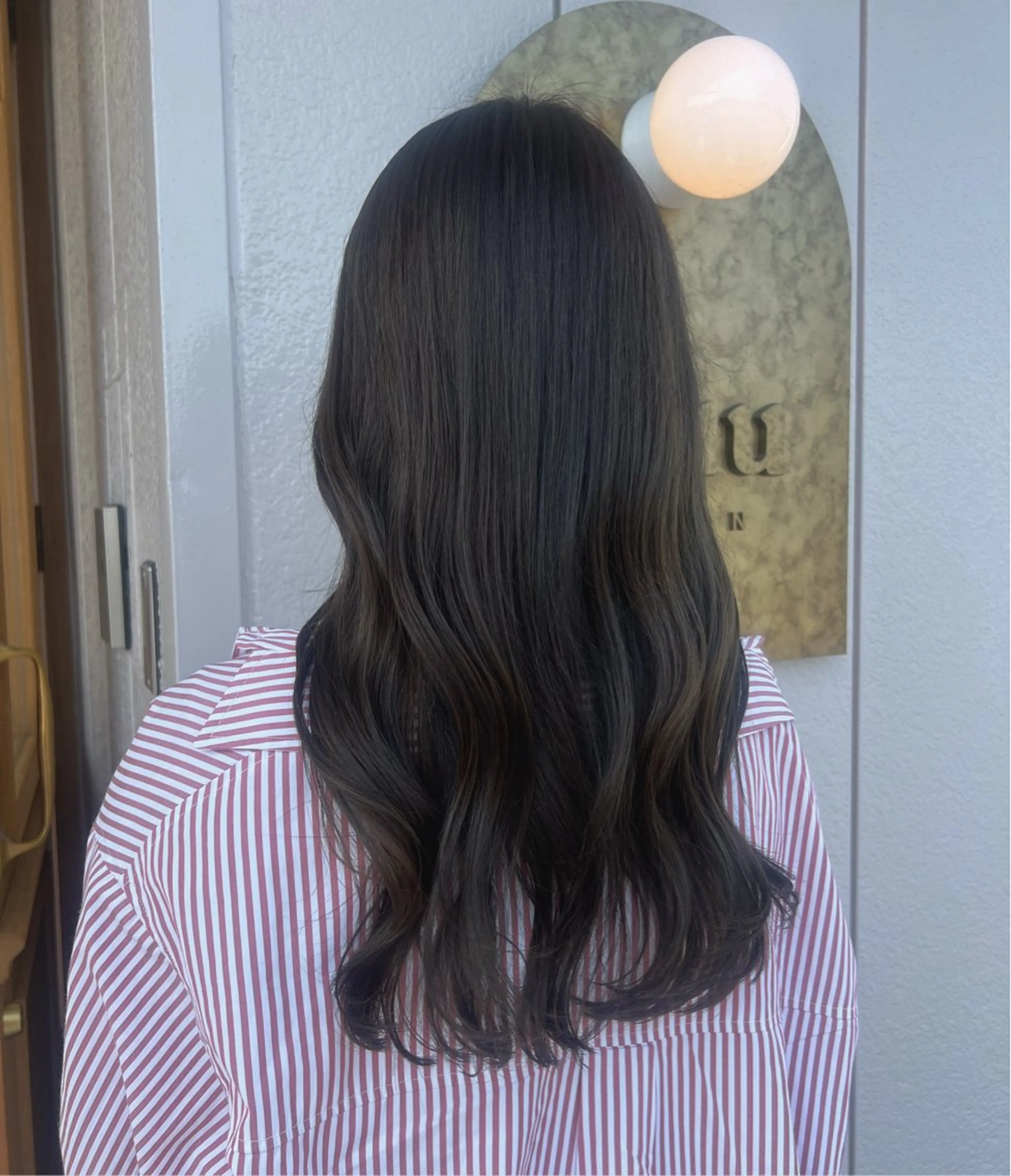 ロング カラー パーマ ヘアアレンジ メンズ カット ヘアカラー トリートメント ヘッドスパ 透明感カラー／ 新潟万代/池野里衣のヘアスタイル