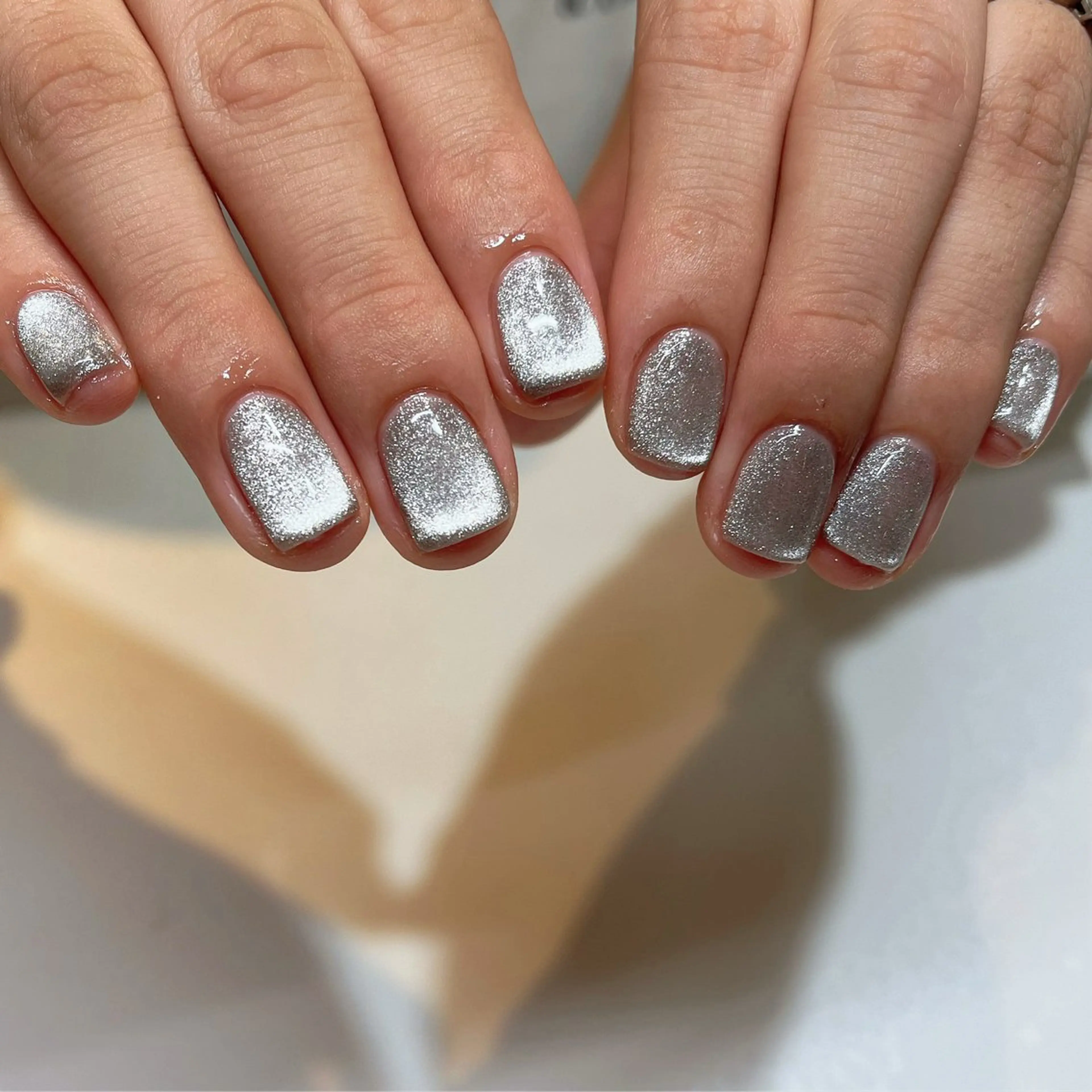 ネイル 内田 里穂のネイルデザイン