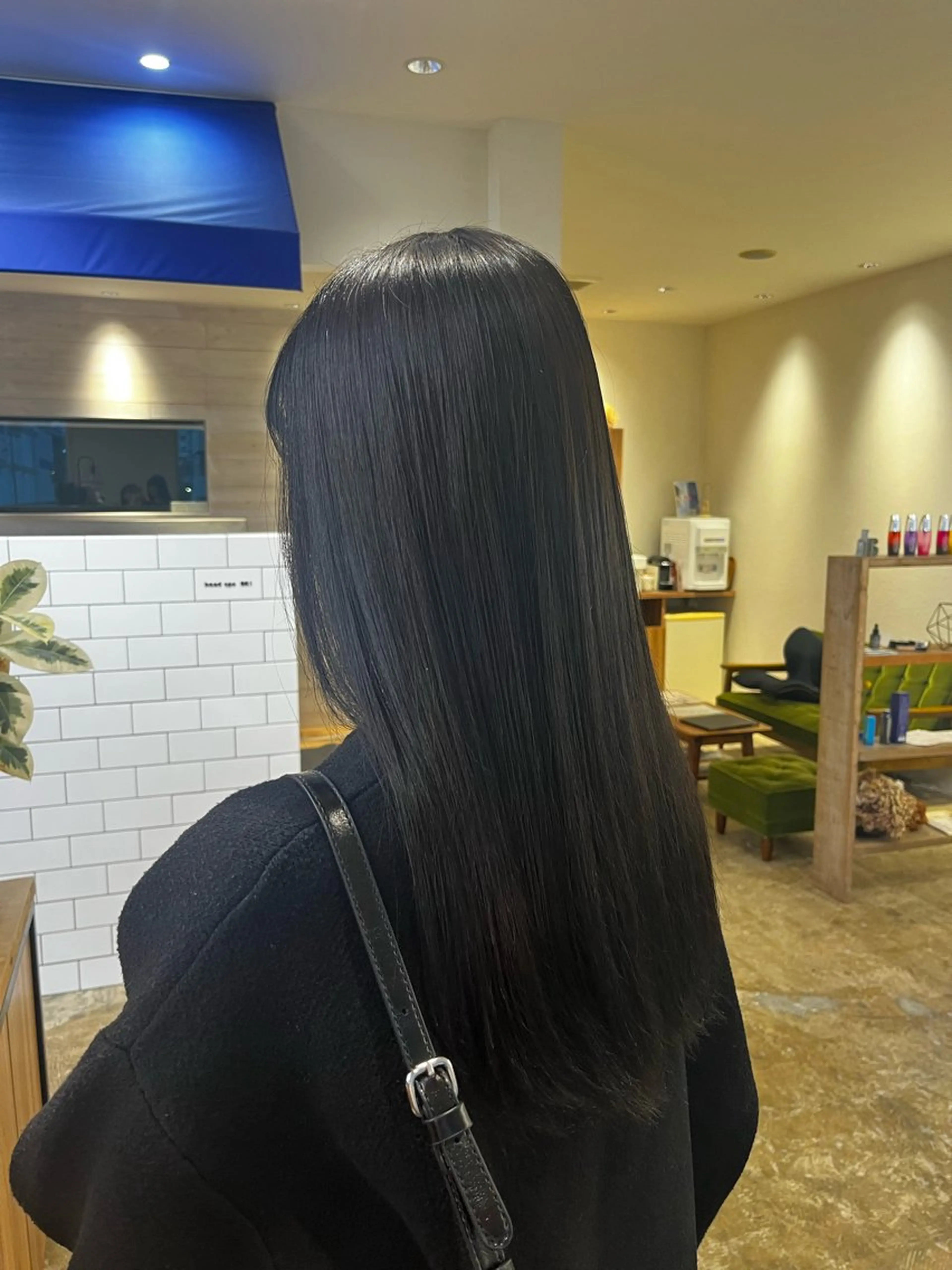 ロング カラー 坂下 かのんのヘアスタイル