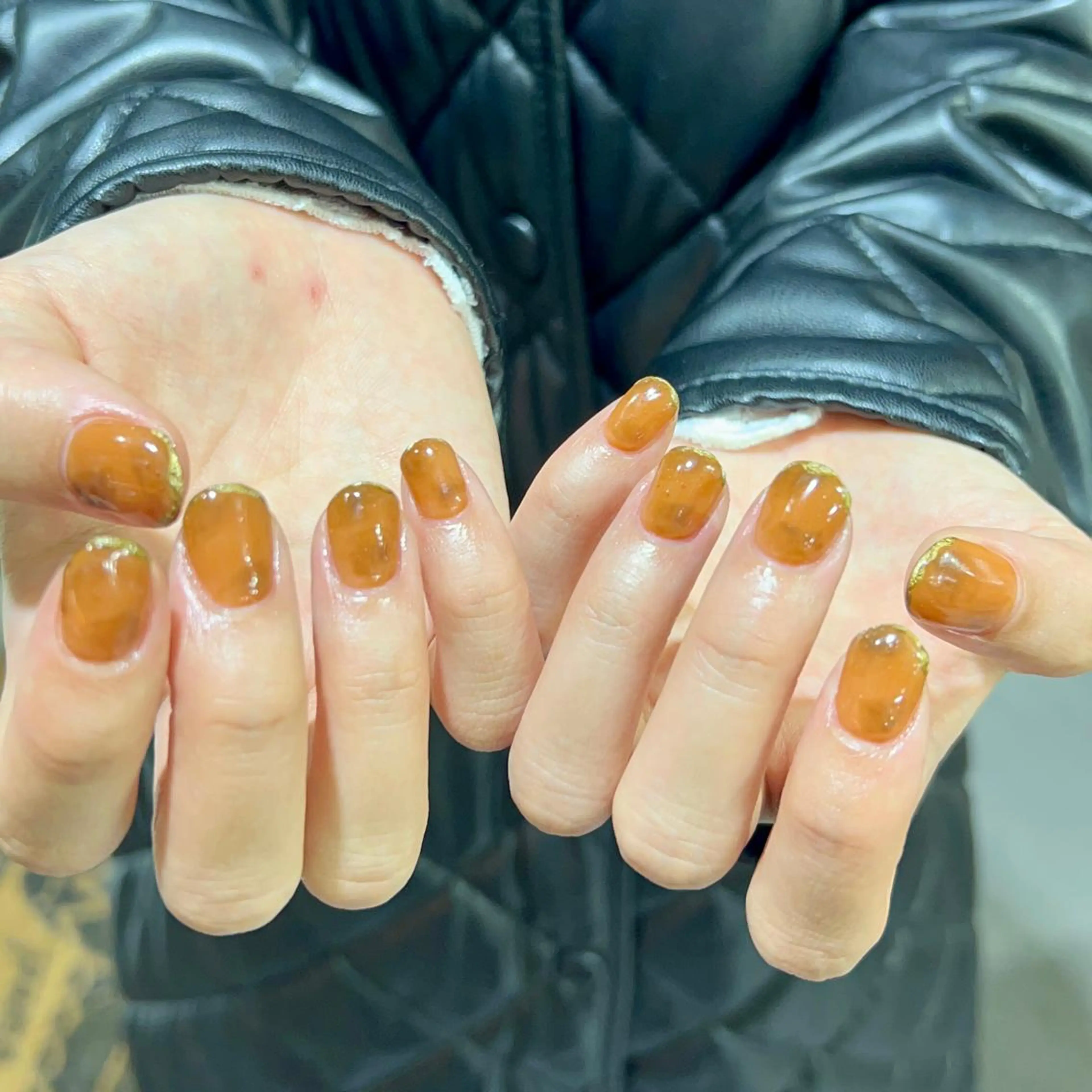 ネイル 暖色ｶﾗｰ/ﾚｲﾔｰ ｶｯﾄ/Yunaのヘアスタイル