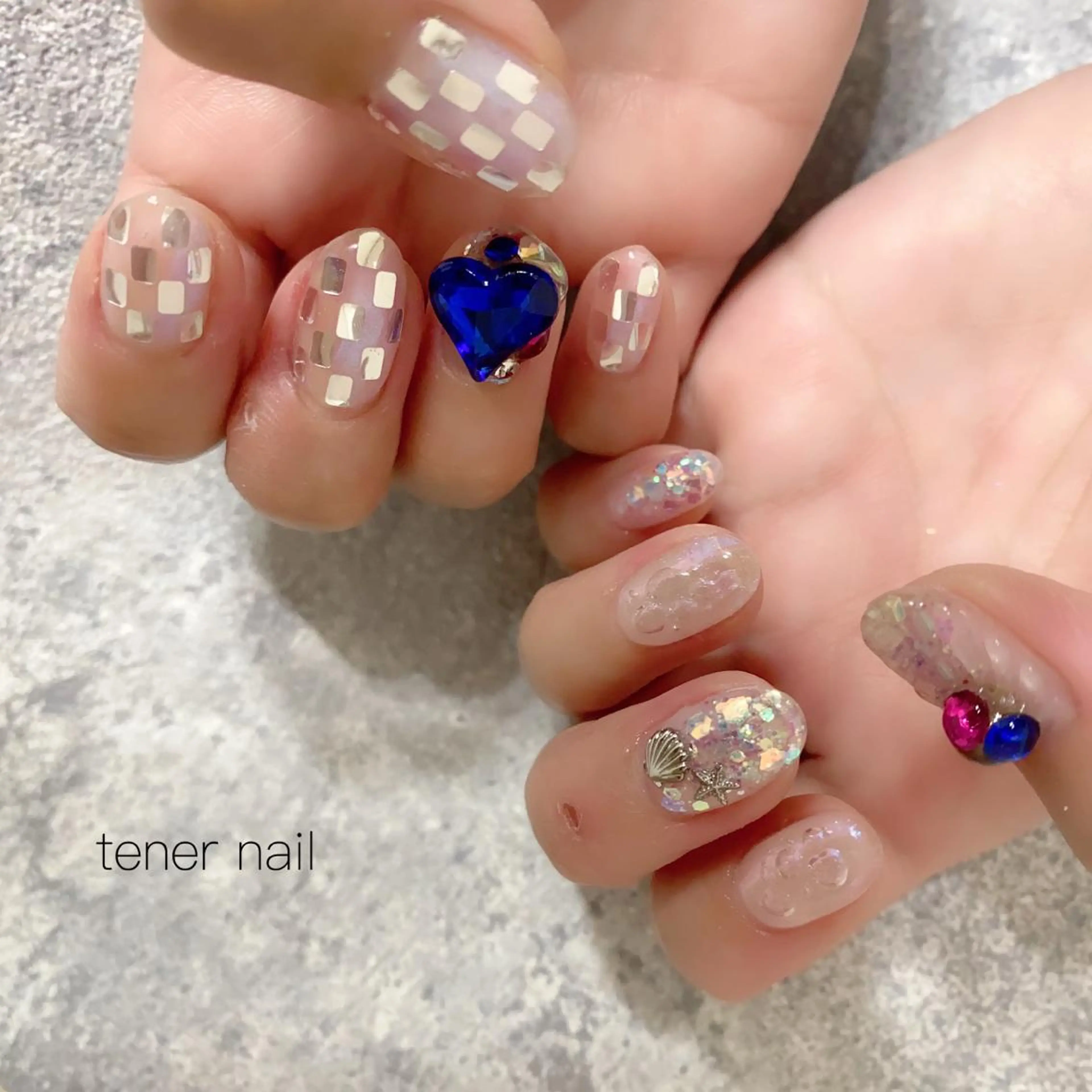 ネイル ホログラムネイル スクエアネイル テネルネイル tener nailのネイルデザイン