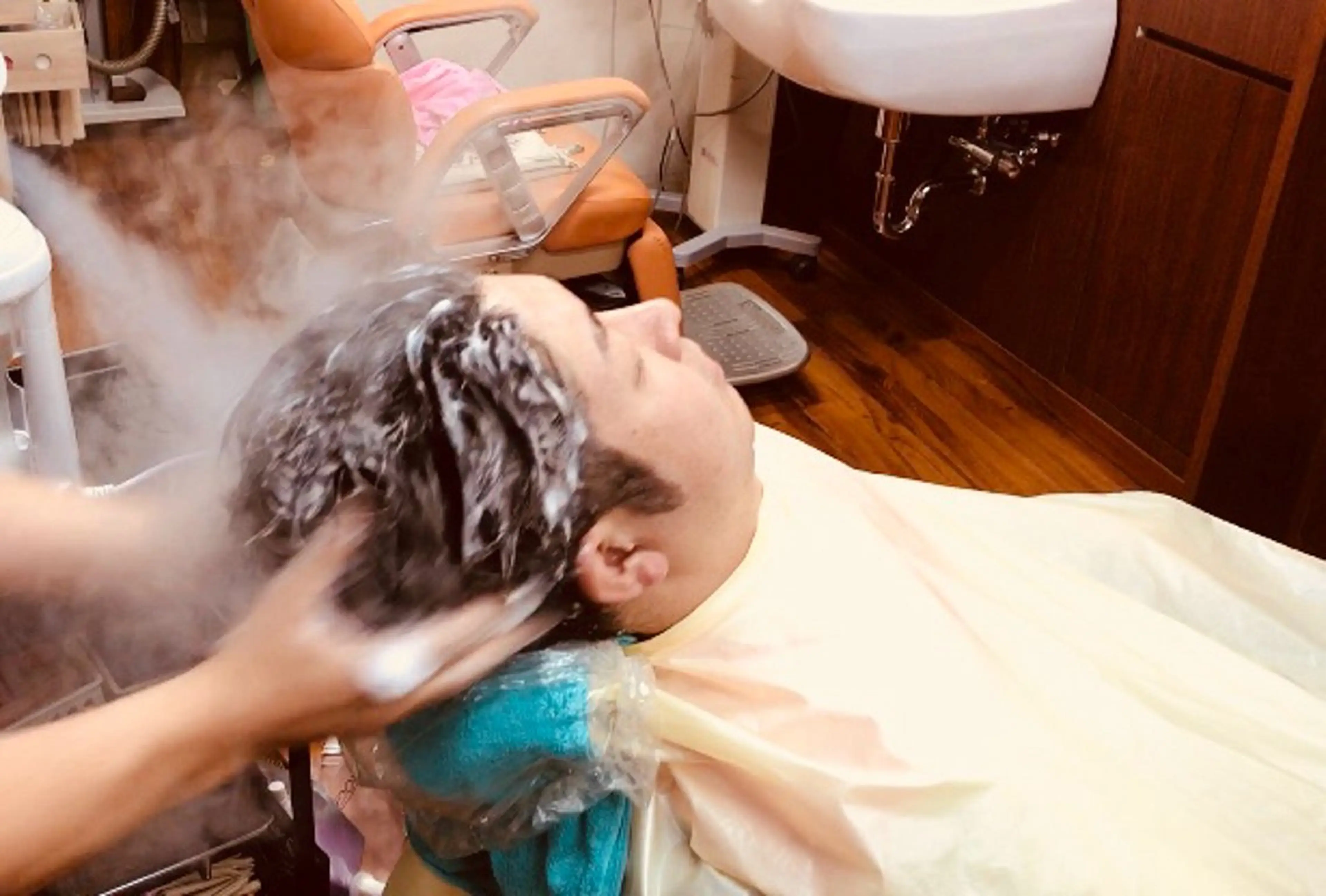 脳マッサージの写真