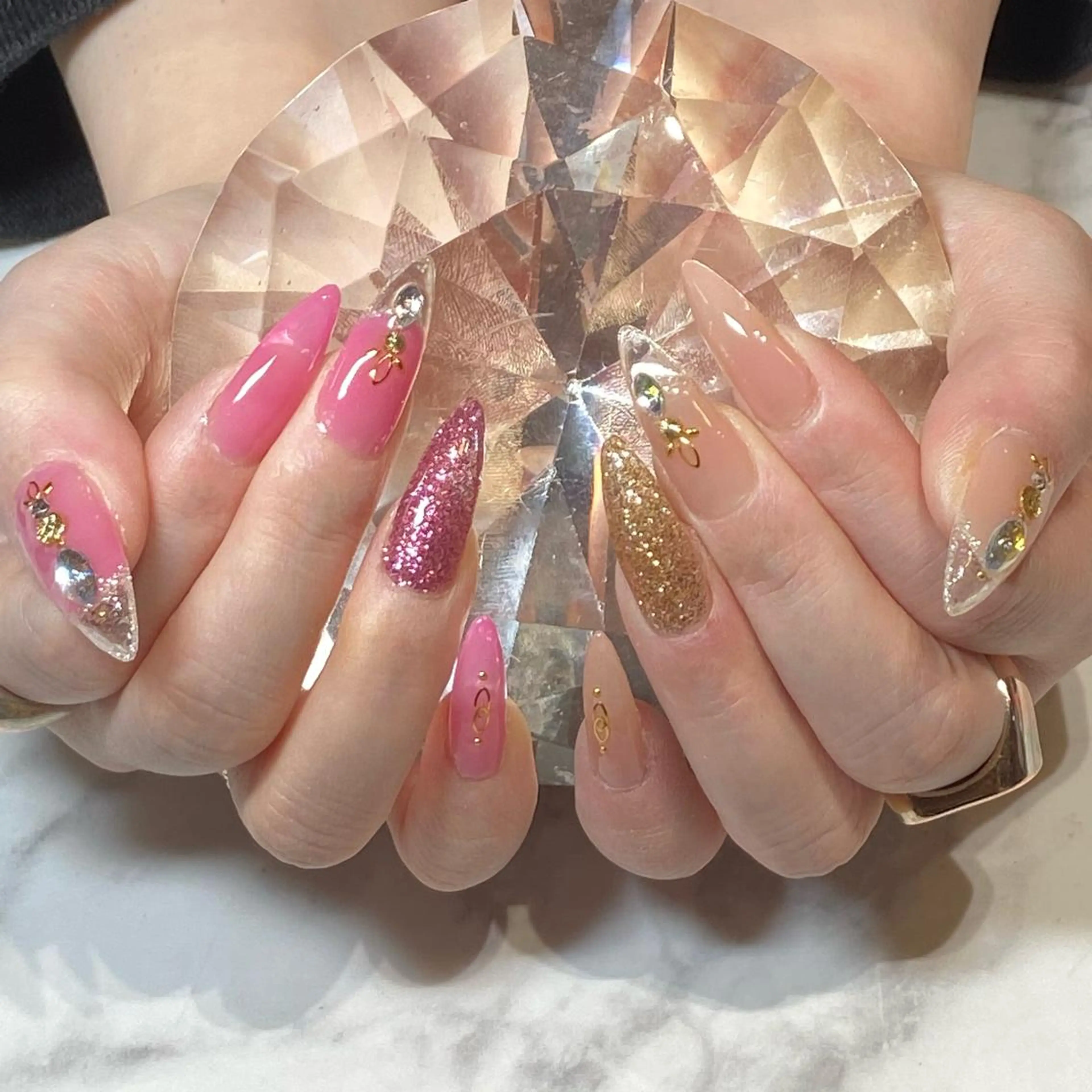 ネイル ハンドネイル YUN 💅のネイルデザイン