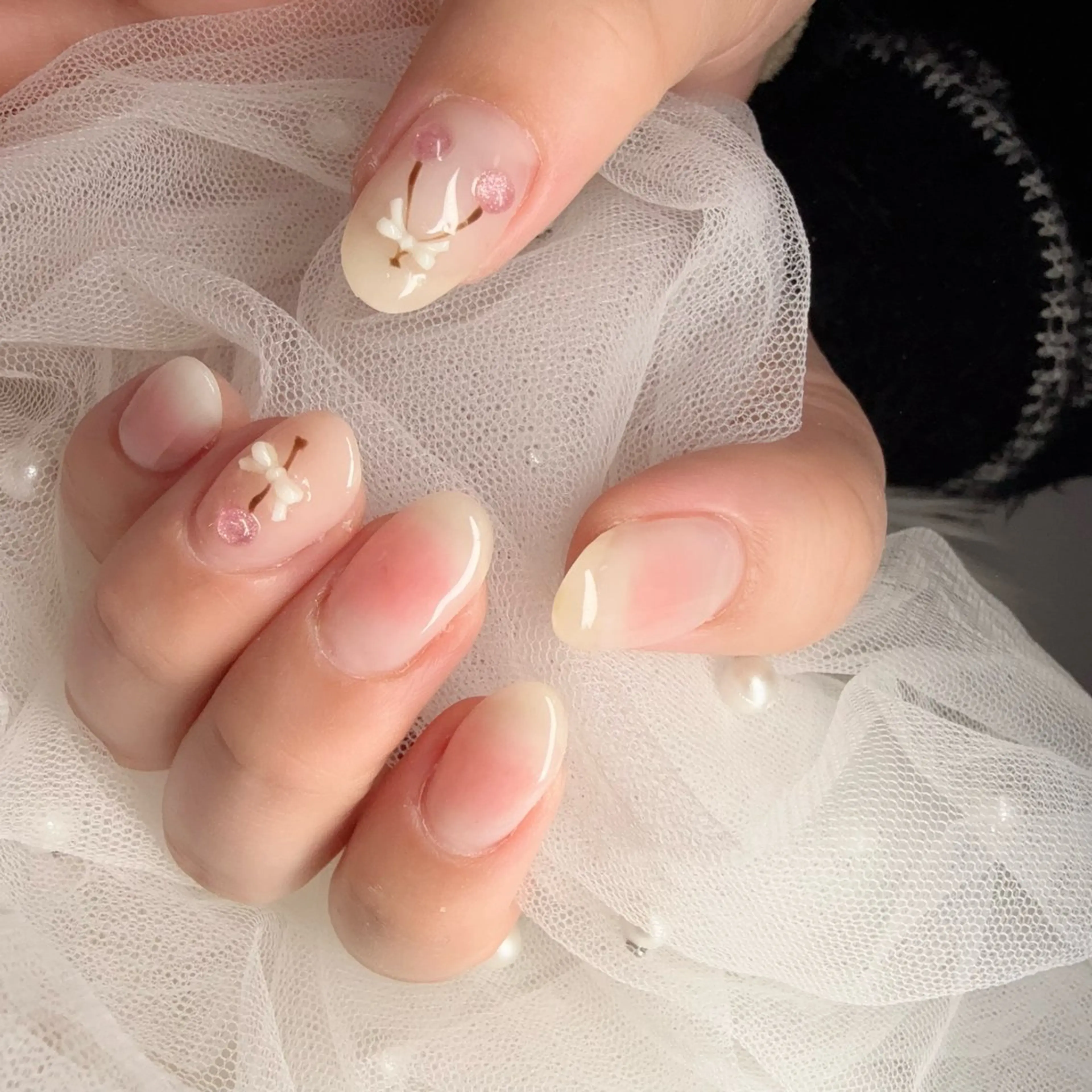 ネイル チークネイル ハート Rnail. misatoのネイルデザイン