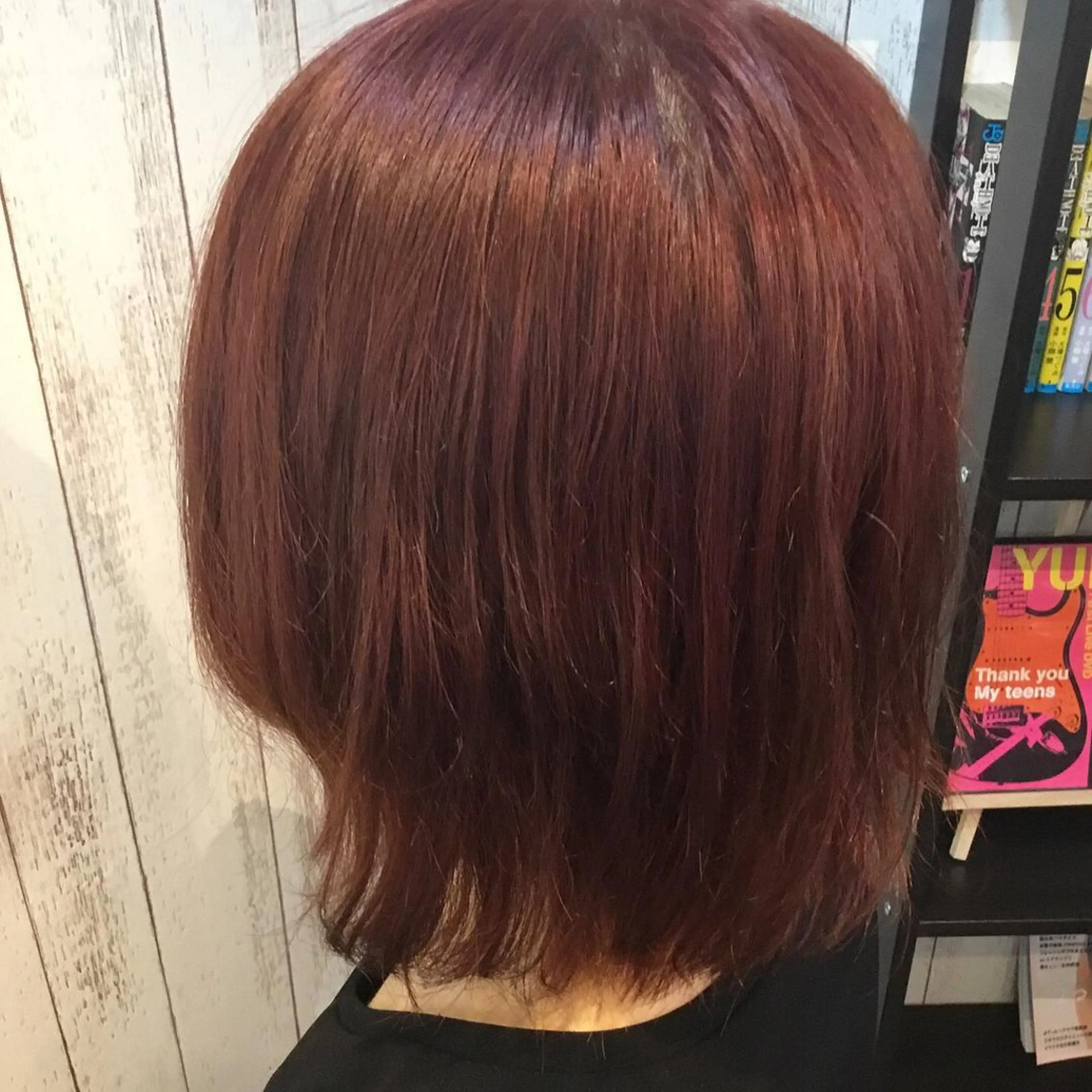 ミディアム カラー embrace エンブレイスのヘアスタイル