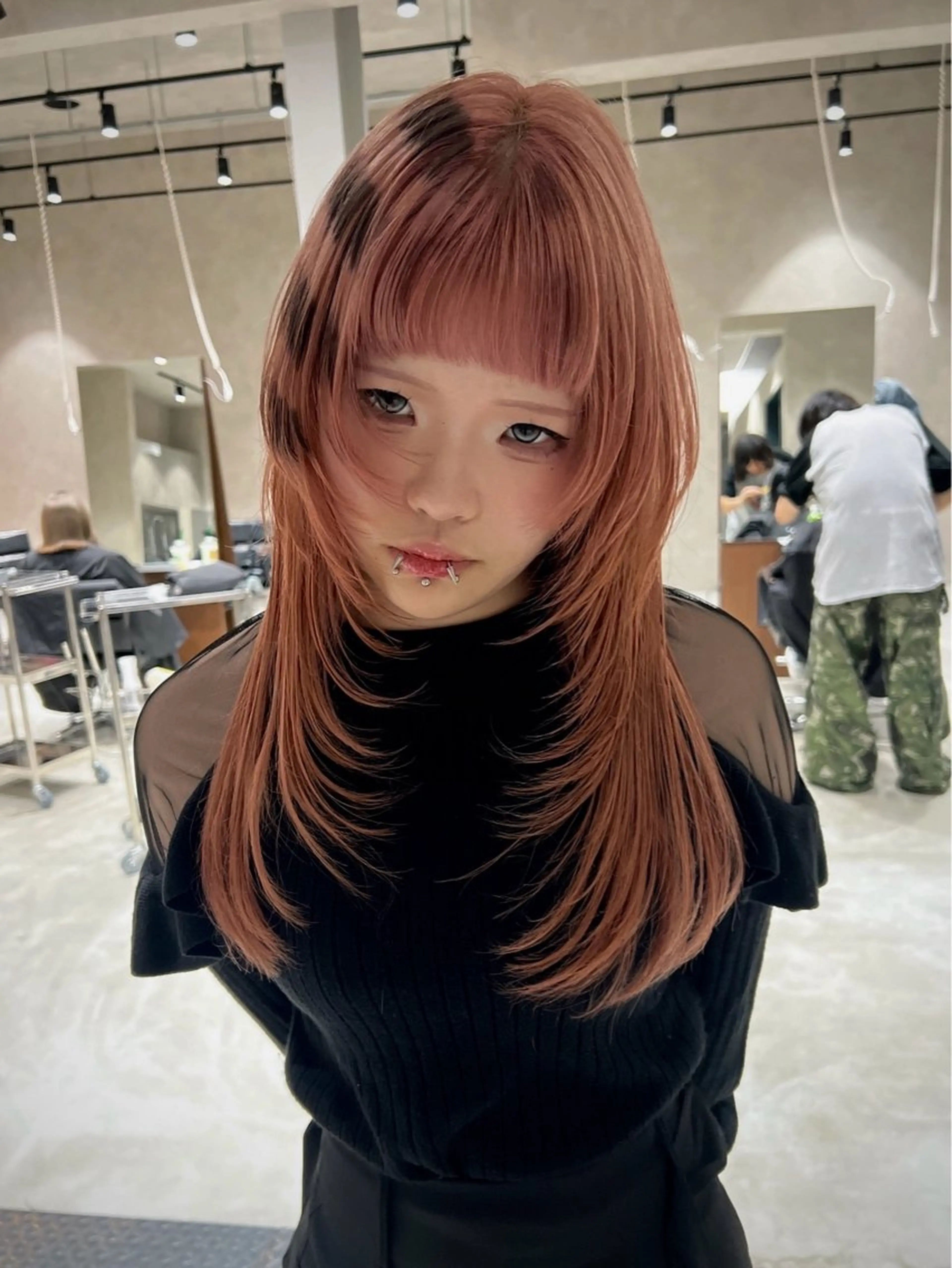 カラー nehus nagaoka所属・🖤複雑履歴ブリーチ Mizuki 🖤のヘアスタイル