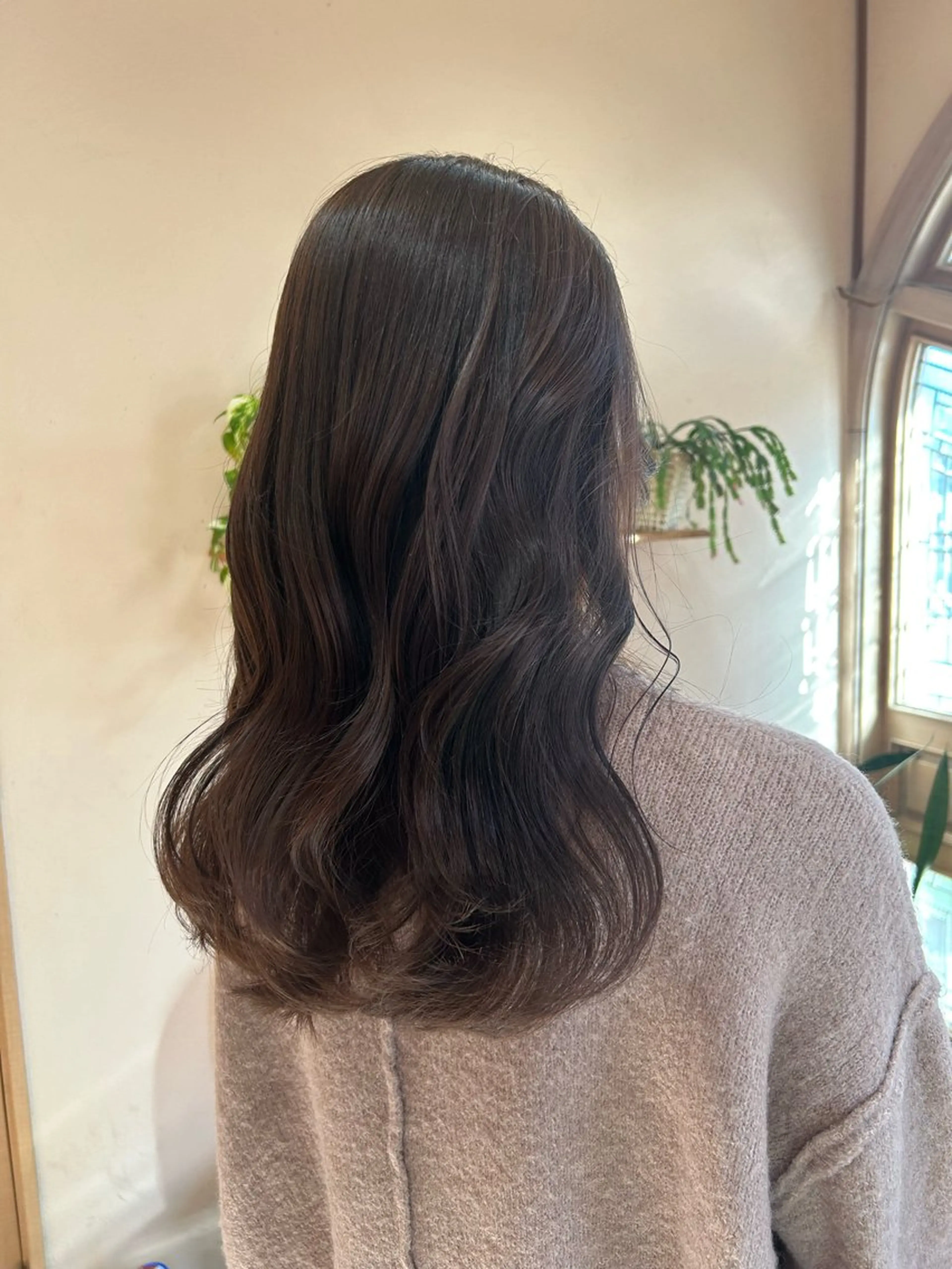 セミロング カラー mayu .のヘアスタイル