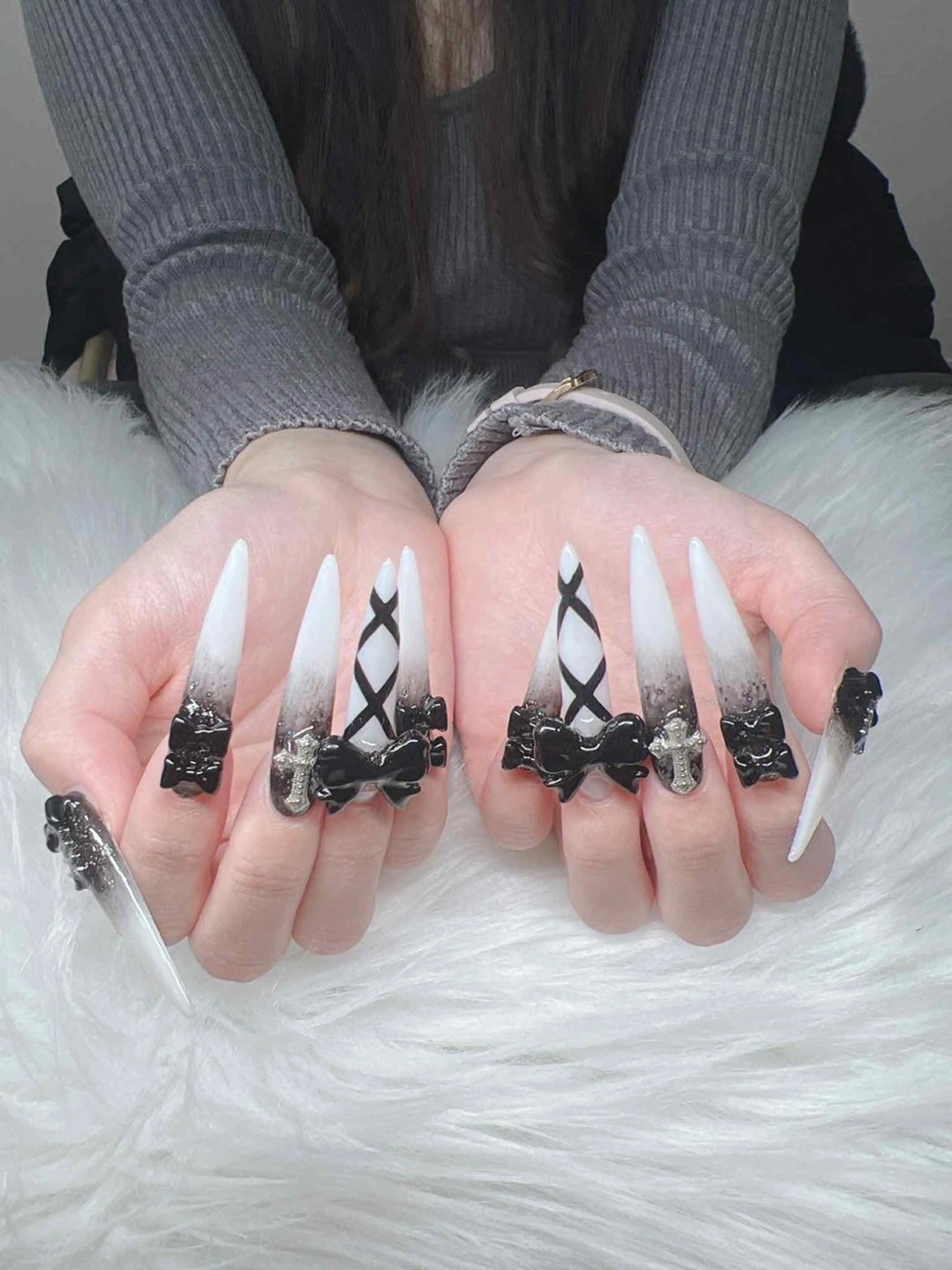 ネイル ハンドネイル Lee Nailsのネイルデザイン