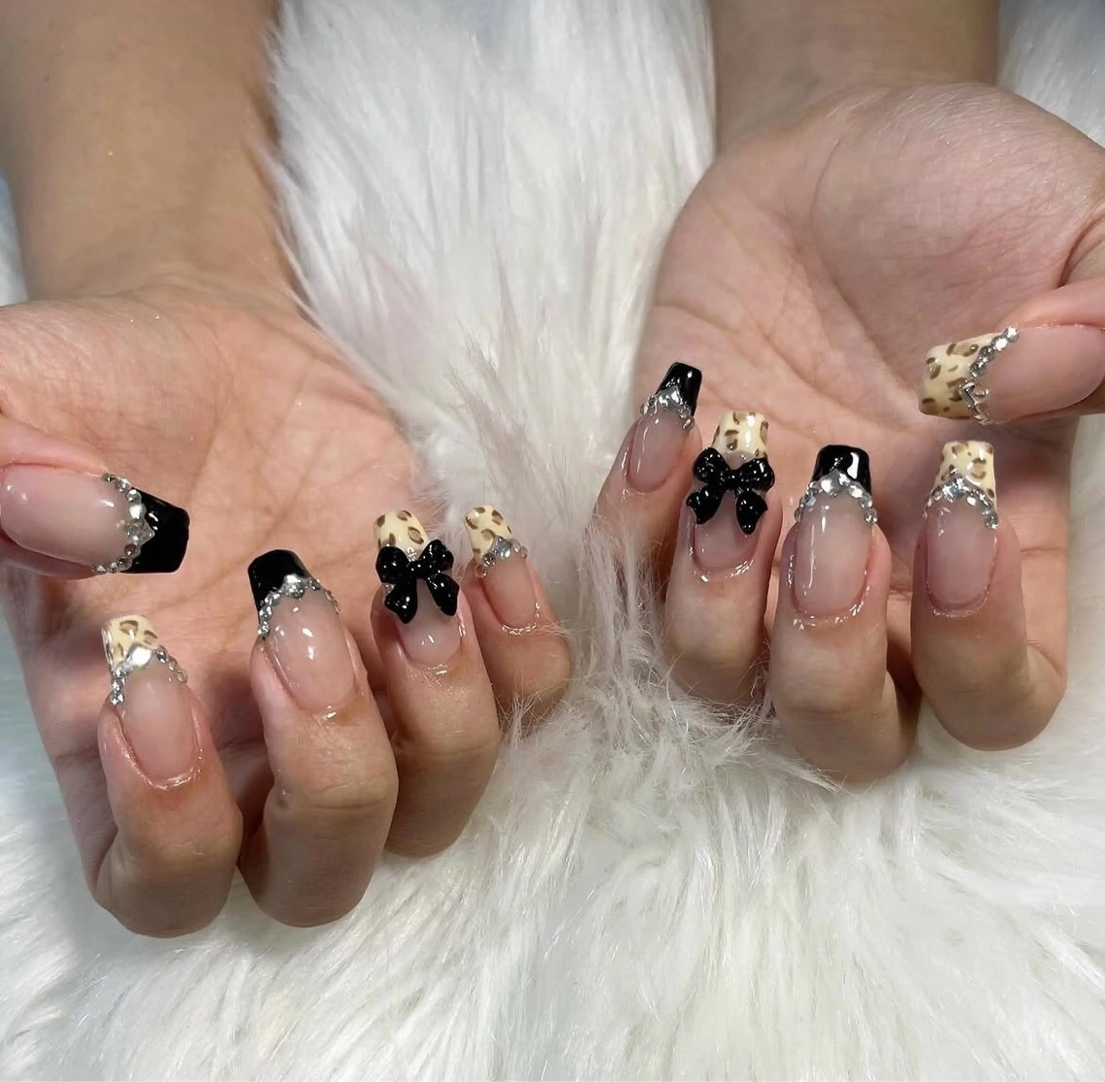 ネイル ハンドネイル Rureri .のネイルデザイン