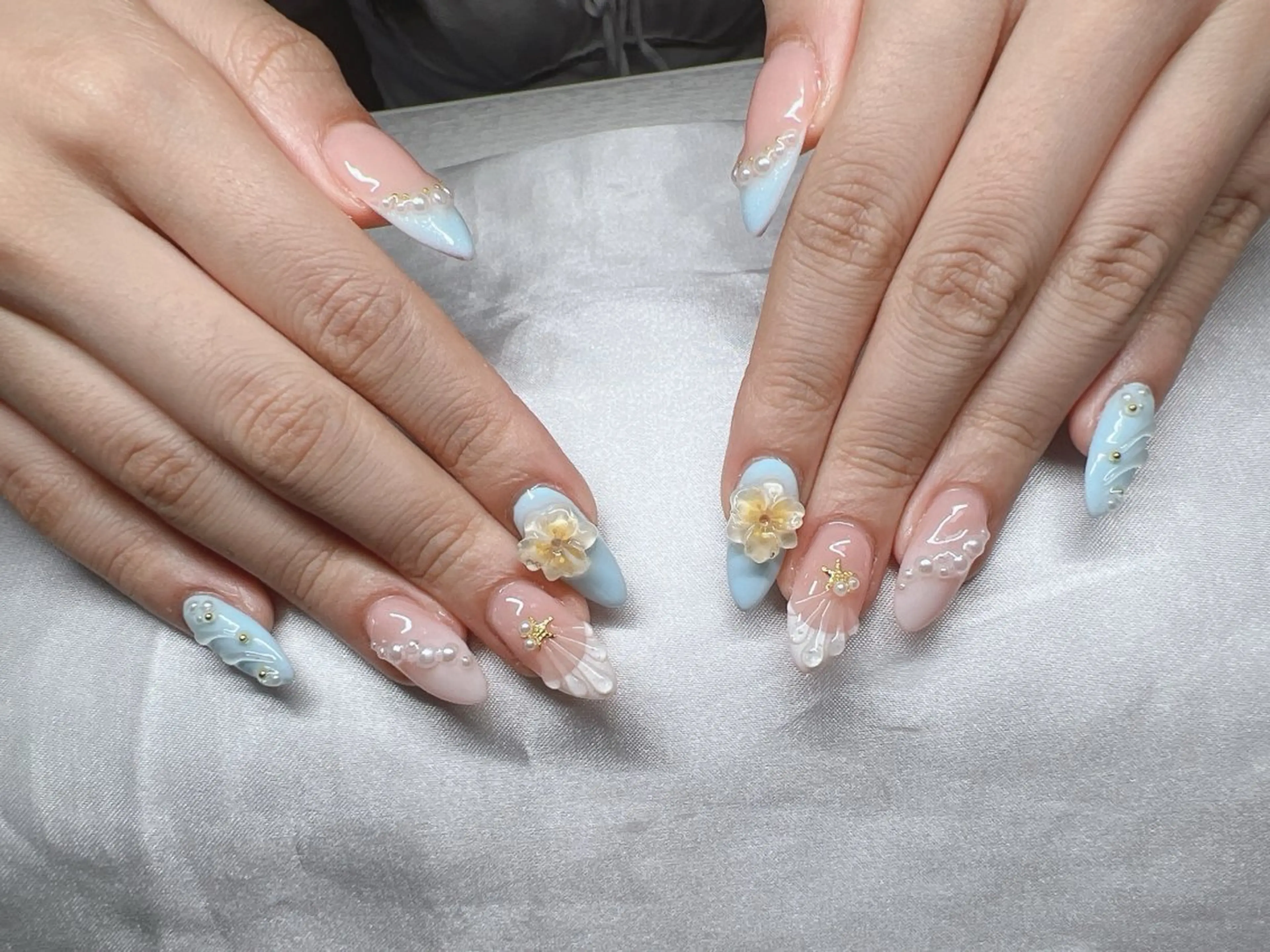 ネイル 長さ出し グラデーション キラキラネイル マグネットネイル ニュアンスネイル ハンドネイル Lee Nails チップ長さだし専門店のネイルデザイン
