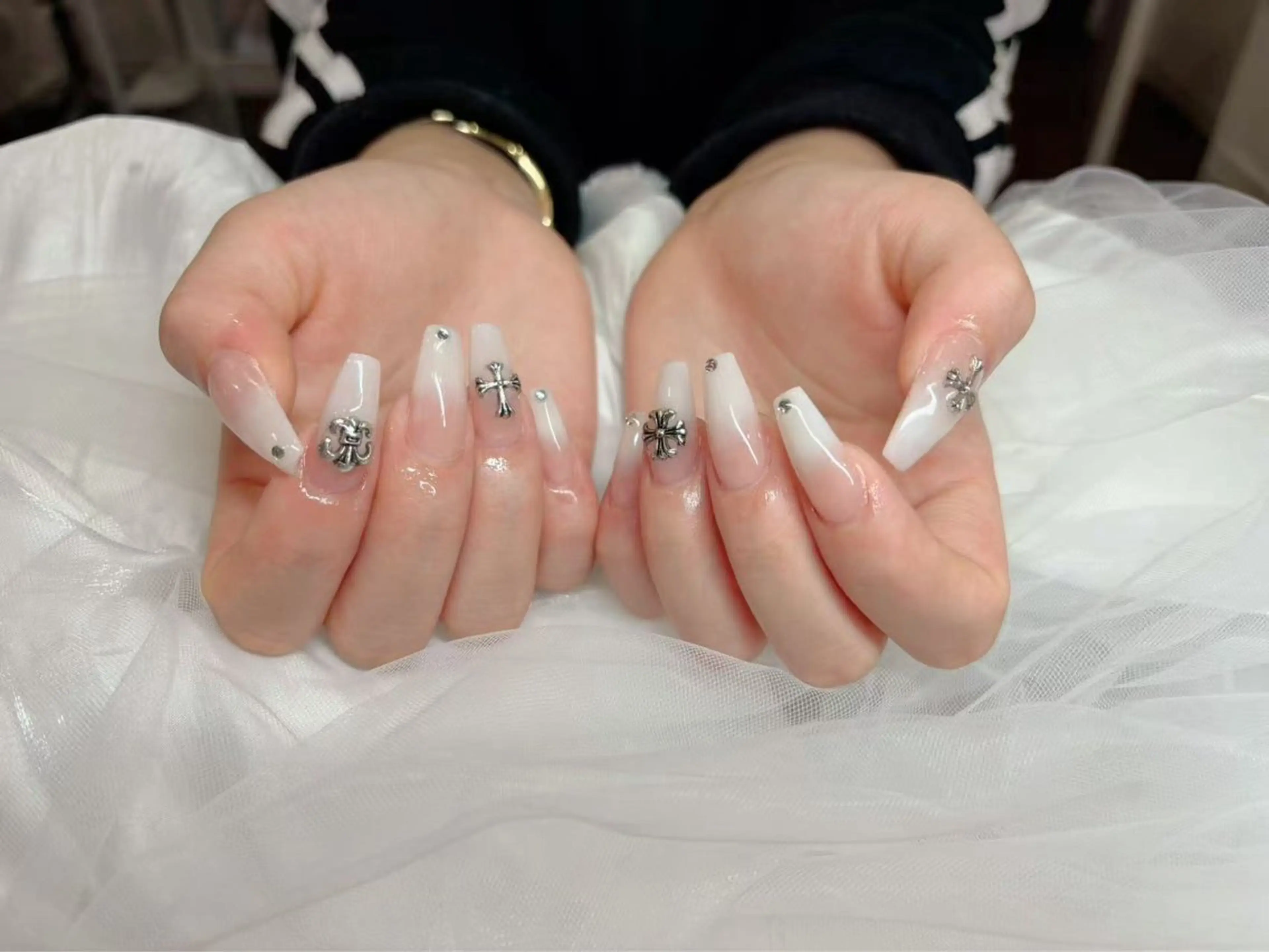 ネイル ハンドネイル ハンドケア The Nail & Eye Lashの眉毛・アイブロウイメージ