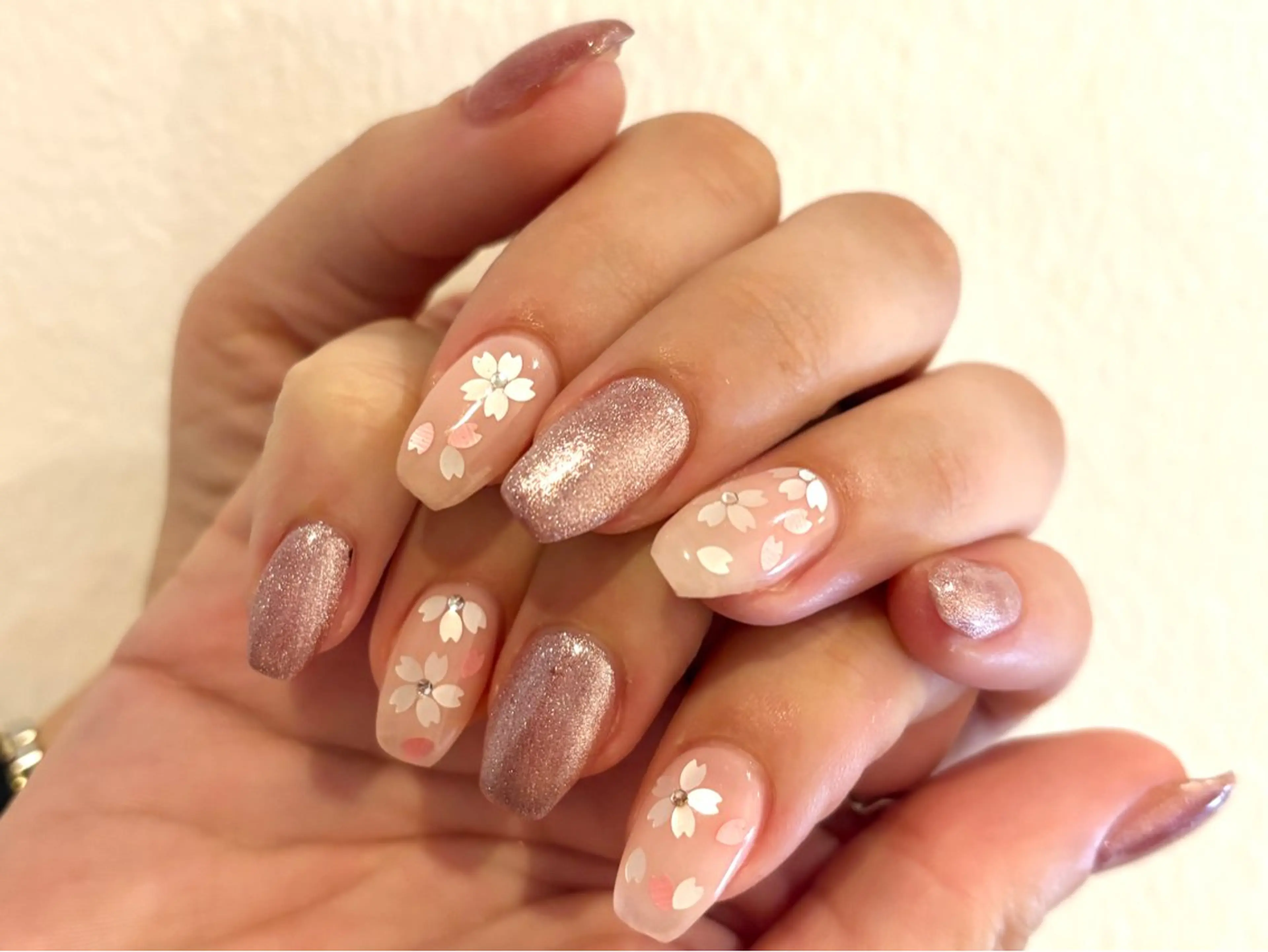 ネイル EmaNail肥後橋店所属・EmaNail 肥後橋店🤍YURIのネイルデザイン