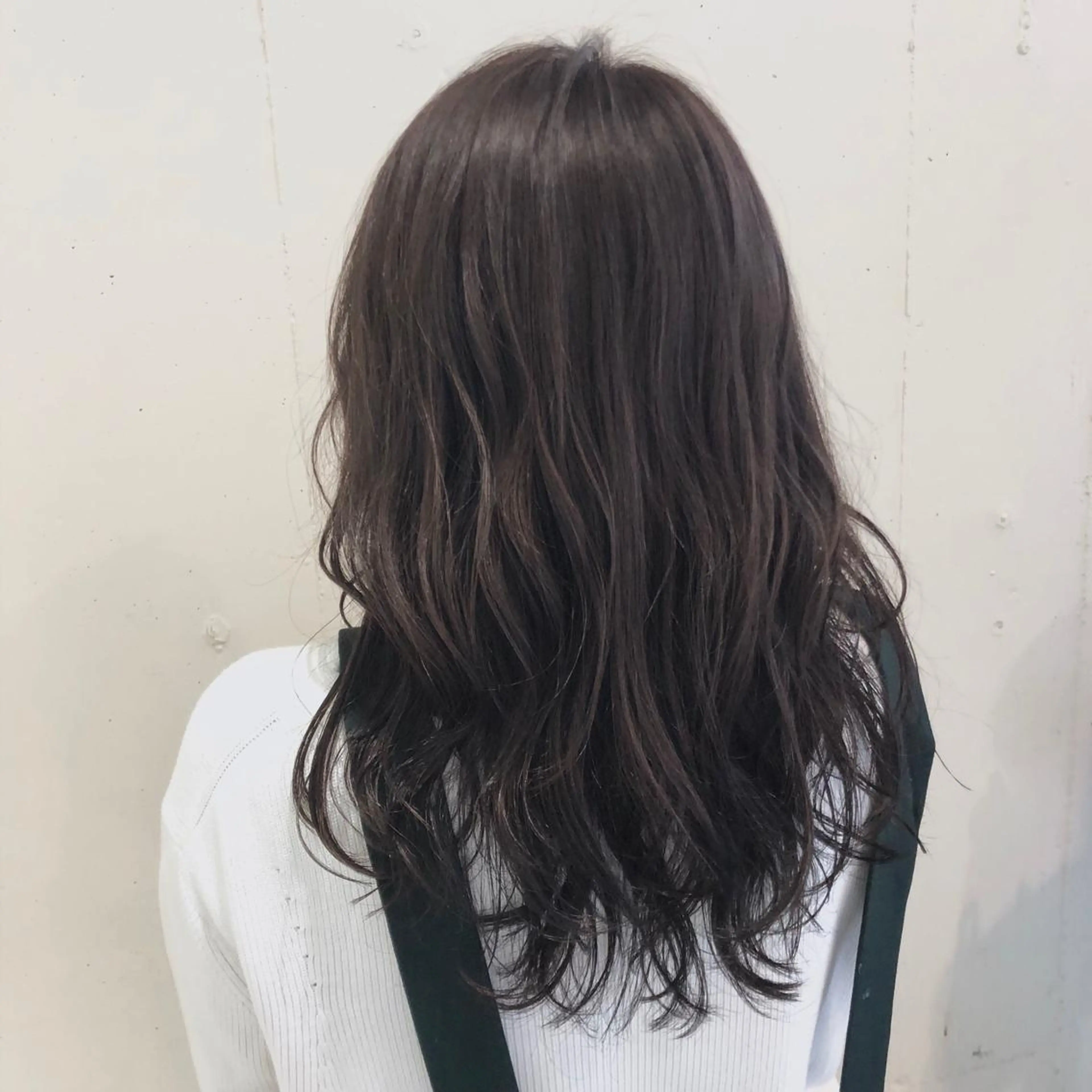 セミロング カラー パーマ ヘアアレンジ 黒髪 ブリーチ 透明感カラー デザインカラー グラデーションカラー 【ツヤ髪美容師】 ツダケイスケのヘアスタイル